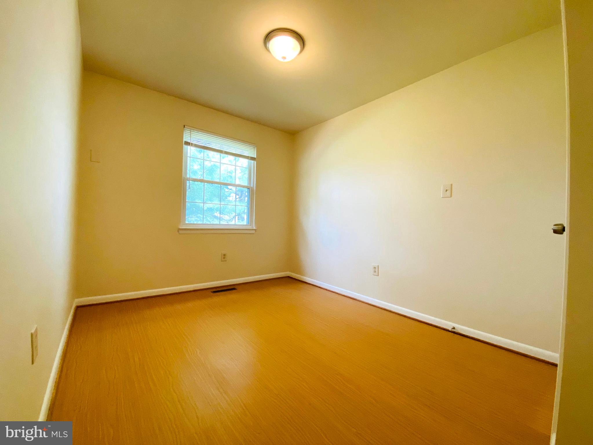 QUEEN ANNE VILLAGE - Residential Lease