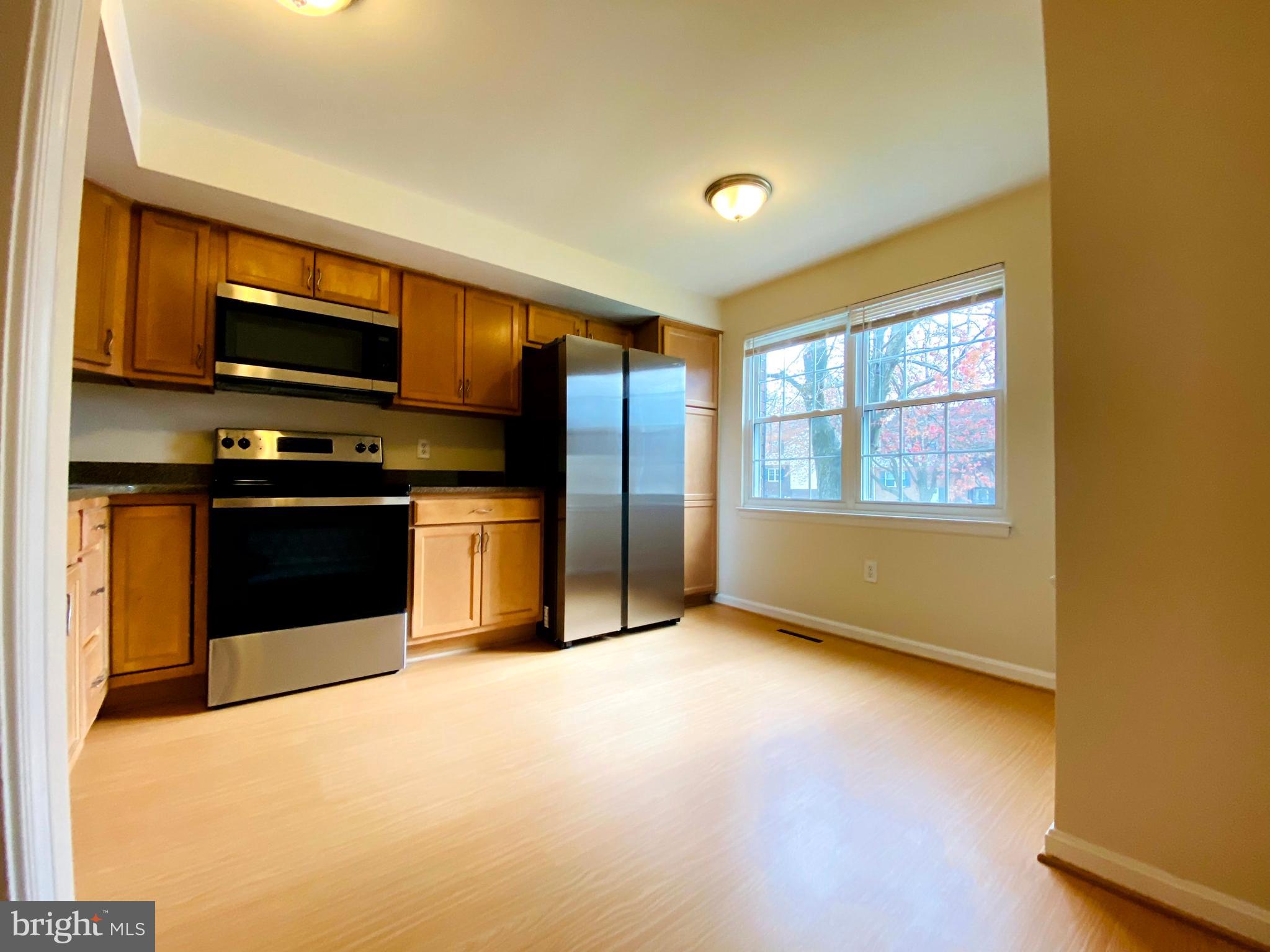 QUEEN ANNE VILLAGE - Residential Lease