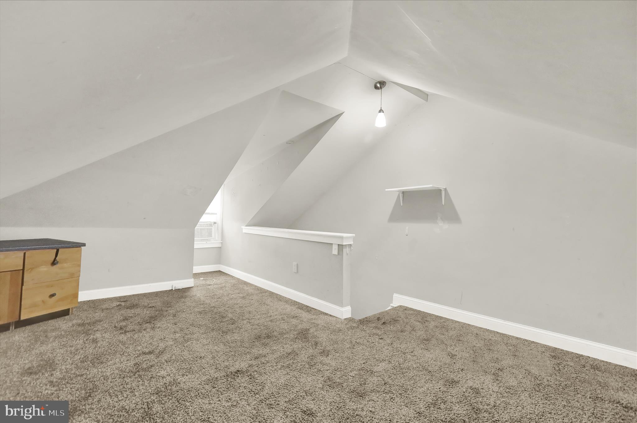 MOHNTON LAWN - Residential