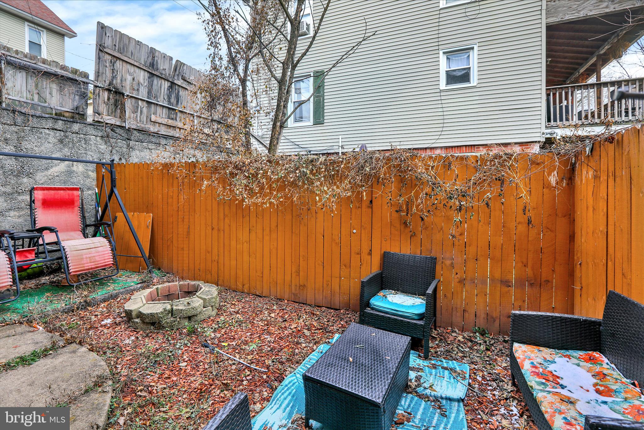 MOHNTON LAWN - Residential