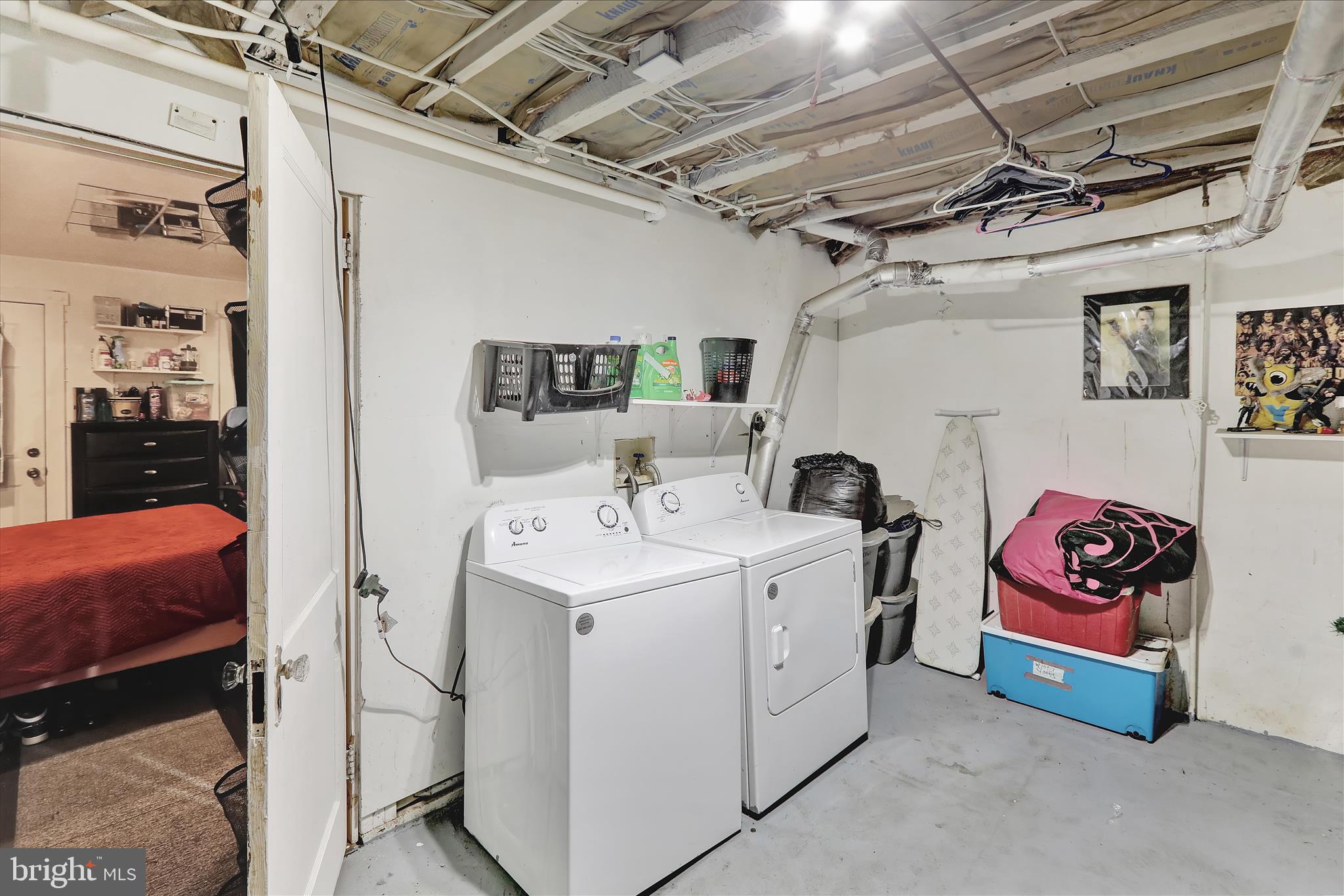 MOHNTON LAWN - Residential