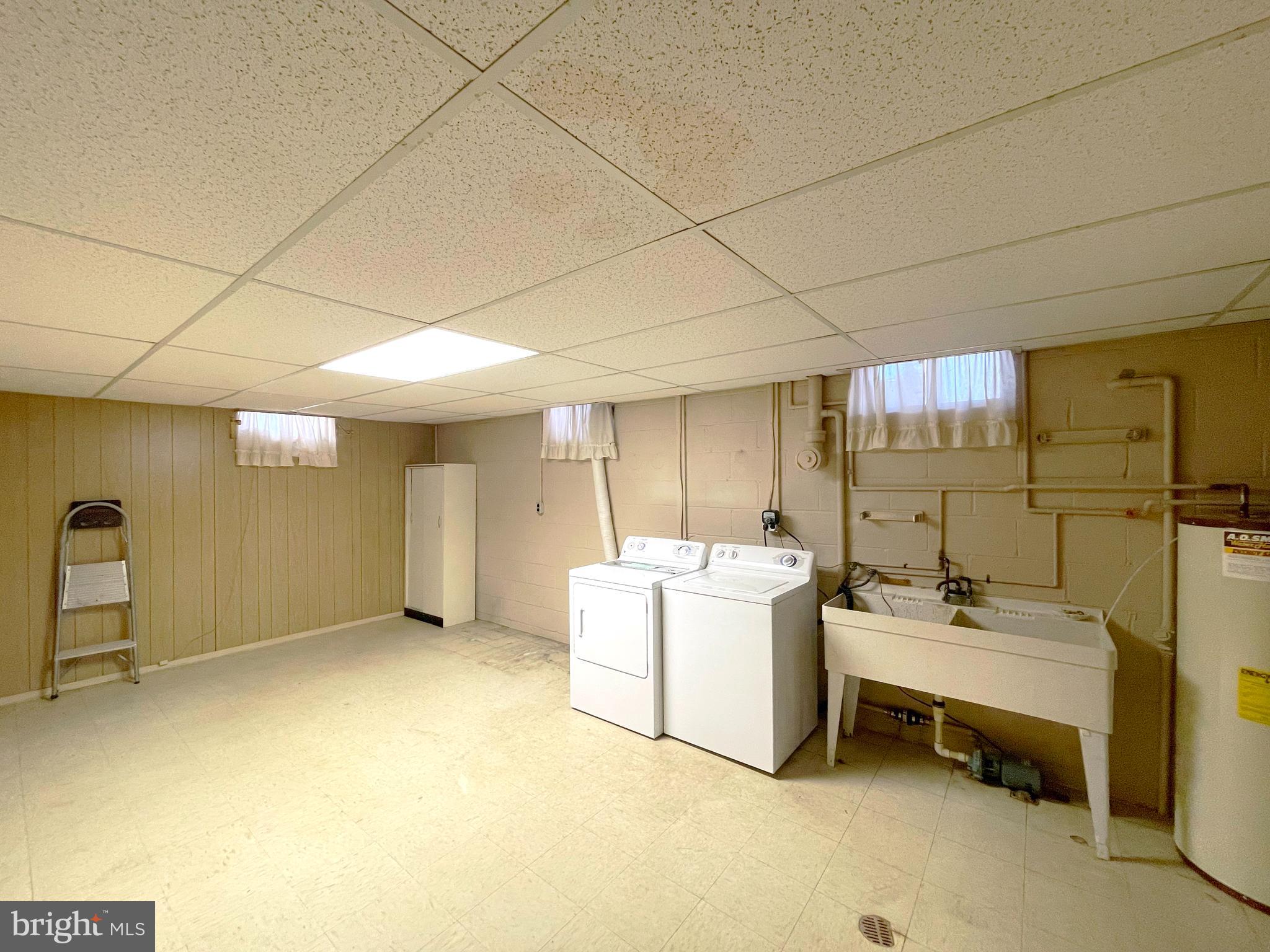 FOREST PARK - Residential Lease