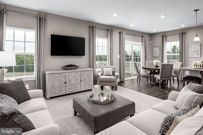 MAYBERRY - Residential