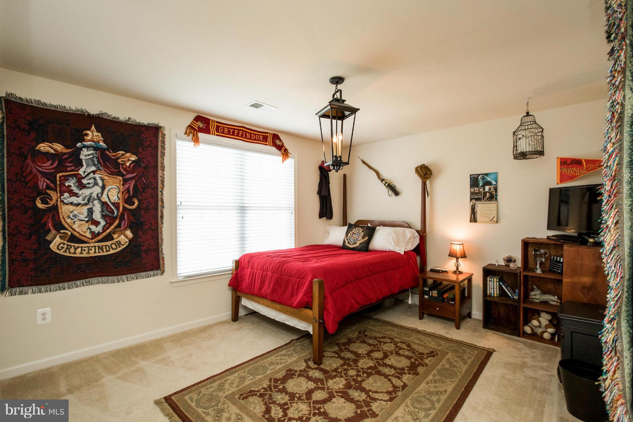 DOMINION VALLEY COUNTRY CLUB - Residential Lease