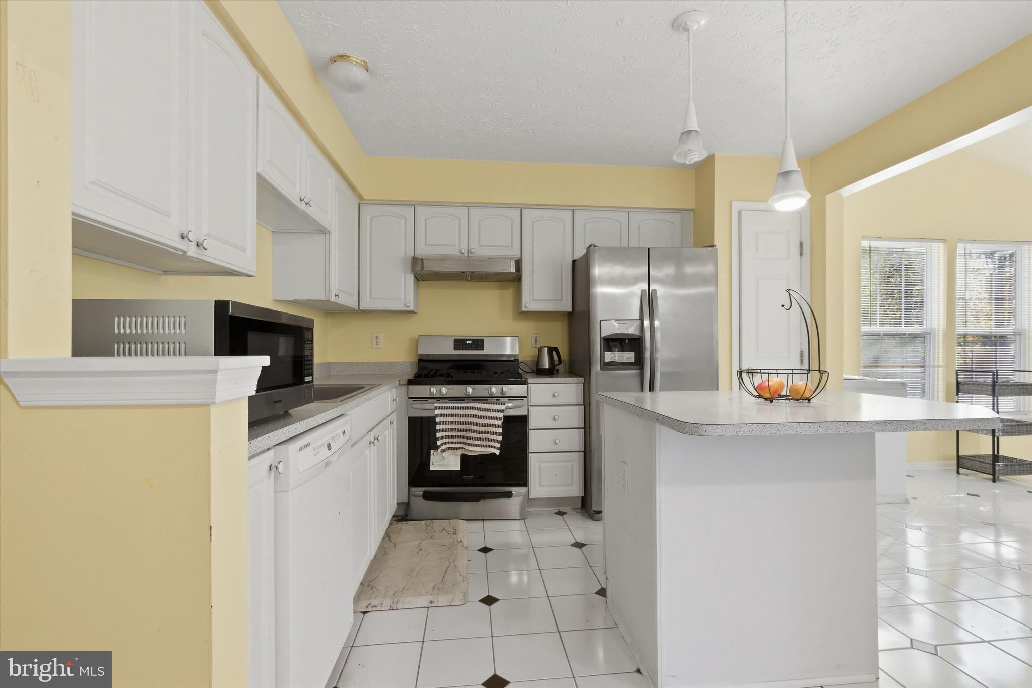 5119 SPRING WILLOW COURT