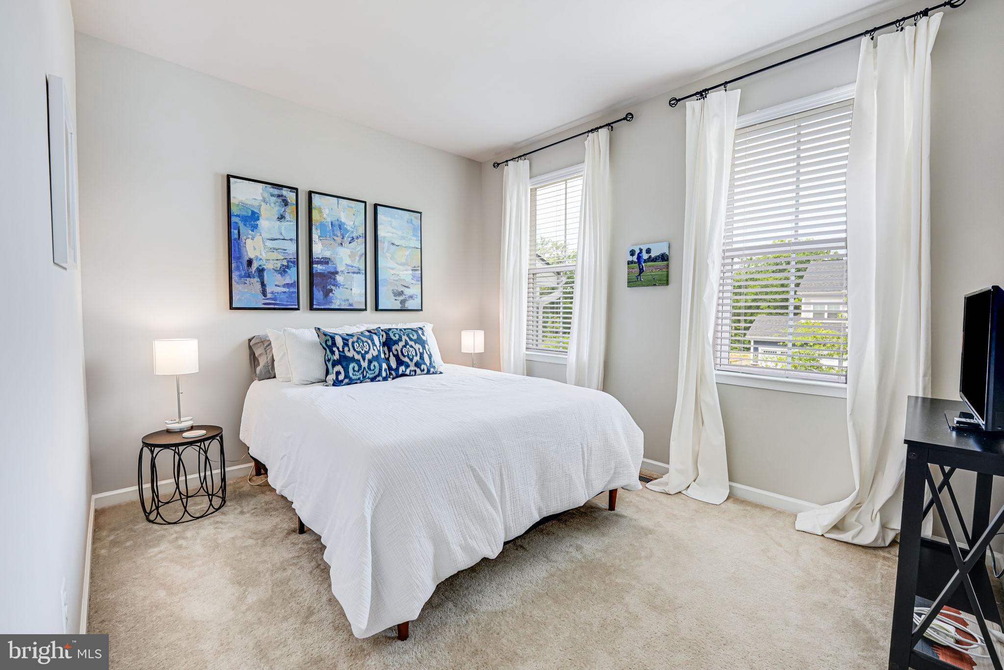 POTOMAC SHORES - Residential