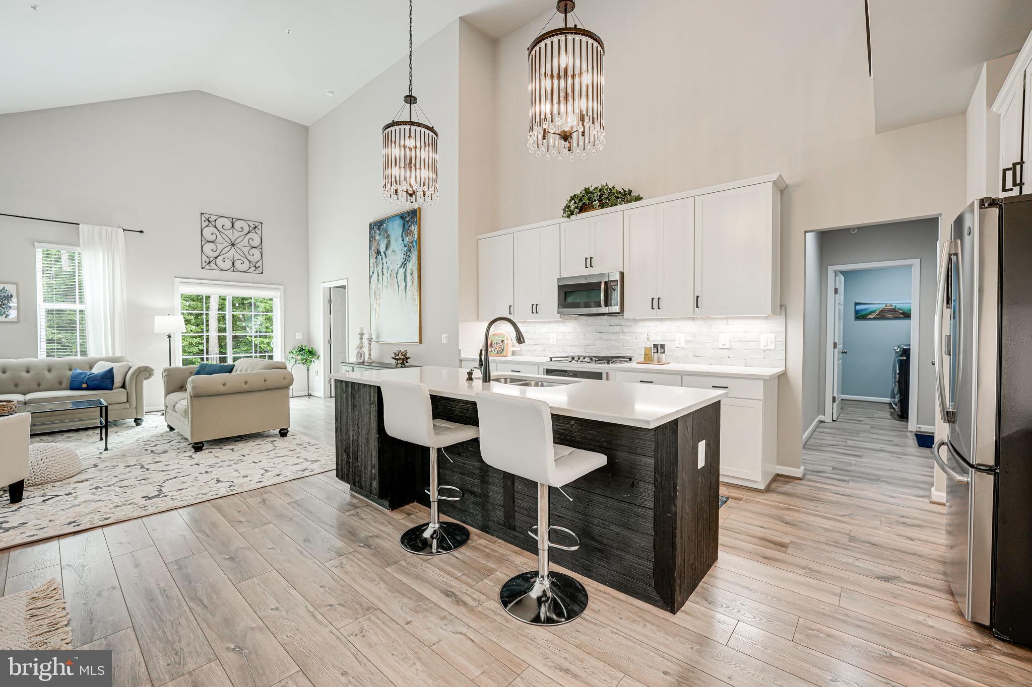 POTOMAC SHORES - Residential