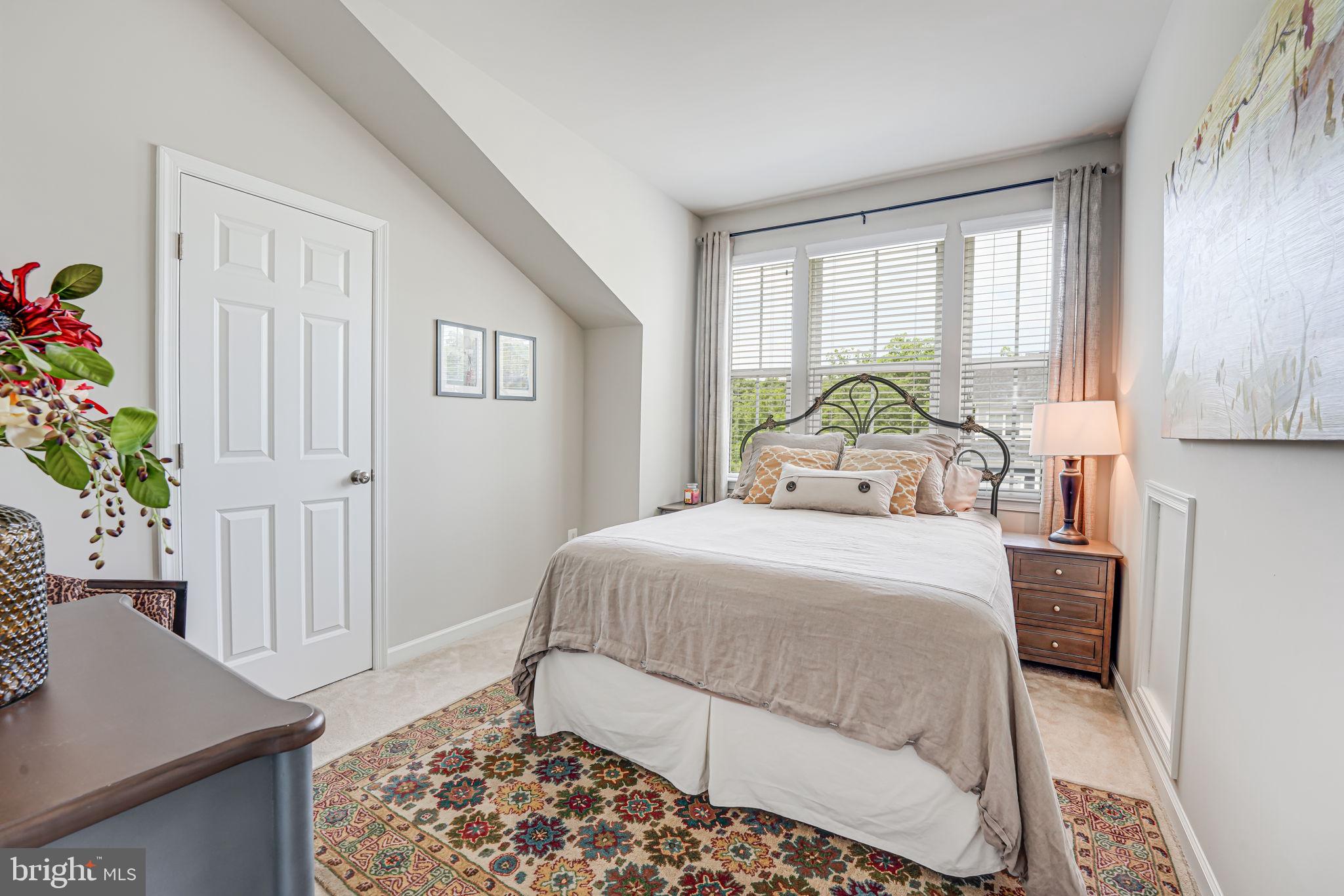 POTOMAC SHORES - Residential