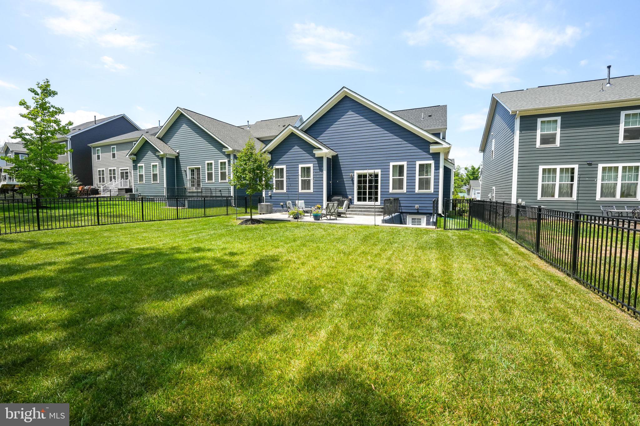 POTOMAC SHORES - Residential