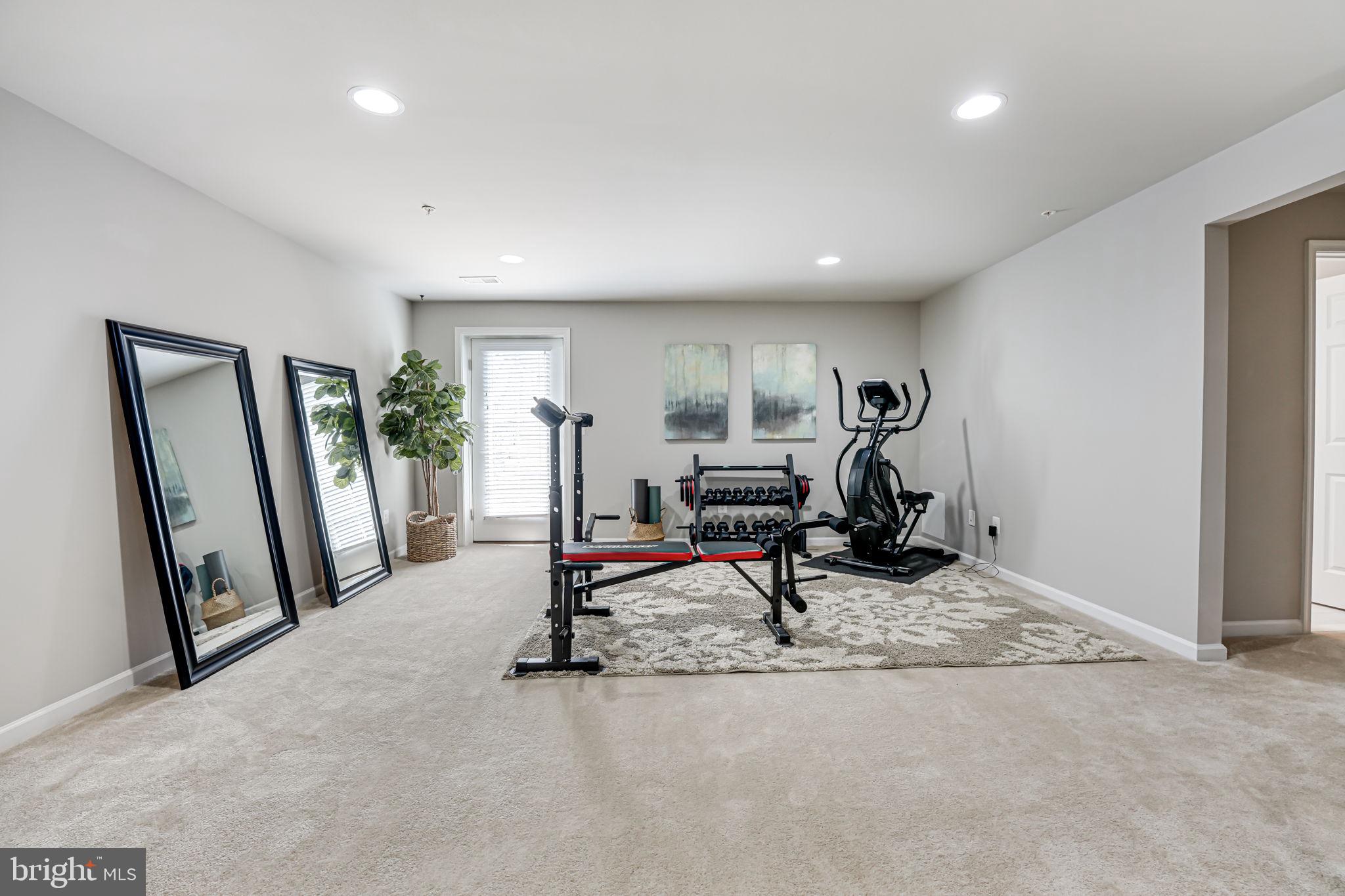 POTOMAC SHORES - Residential