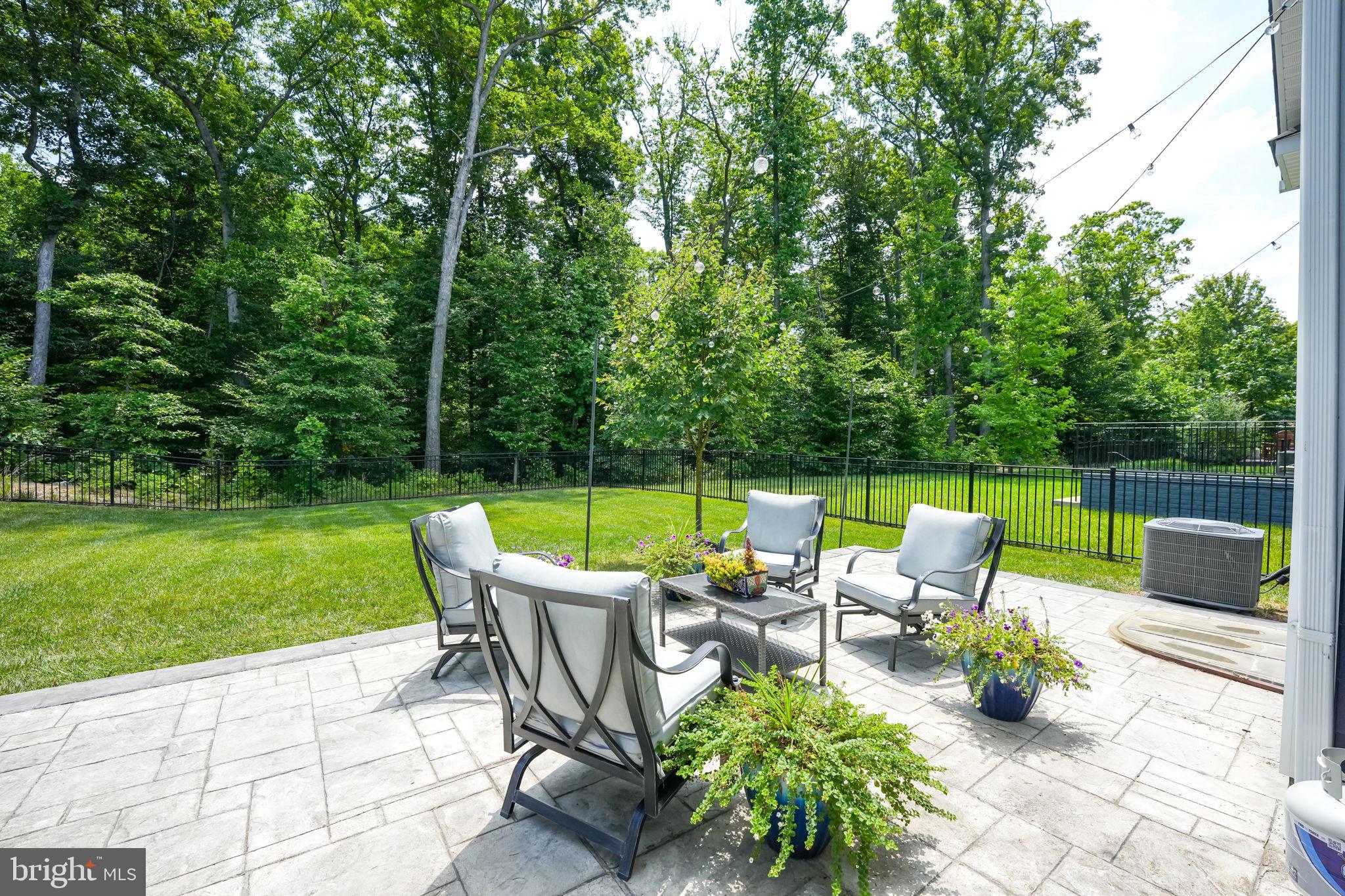 POTOMAC SHORES - Residential