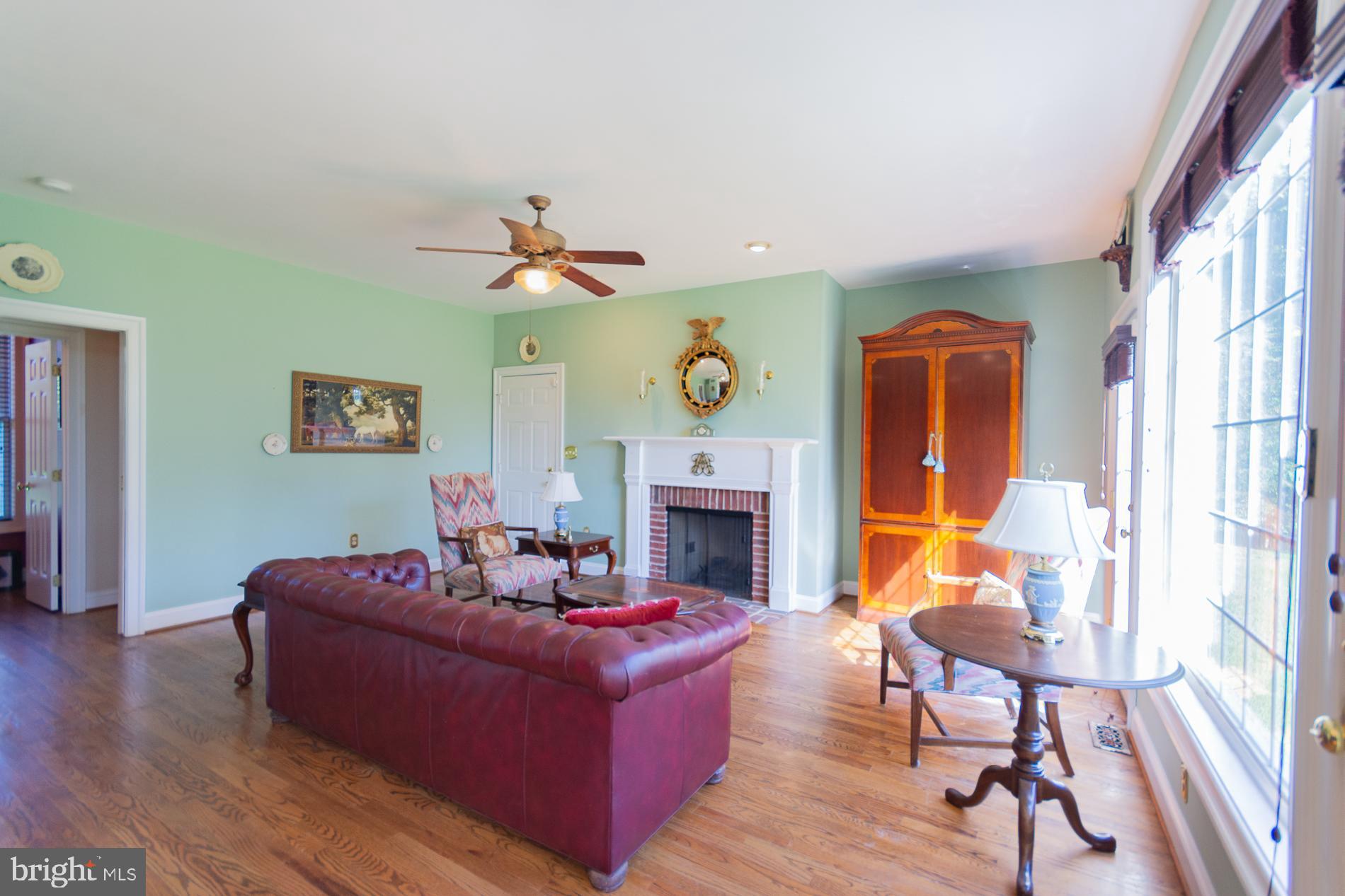 B-VILLE - Residential