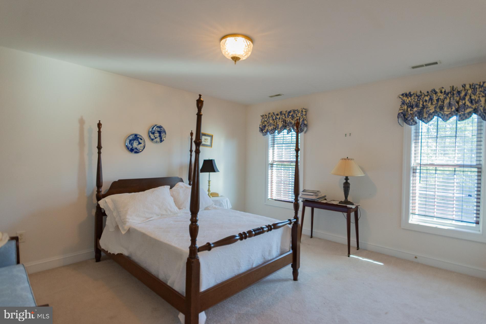 B-VILLE - Residential