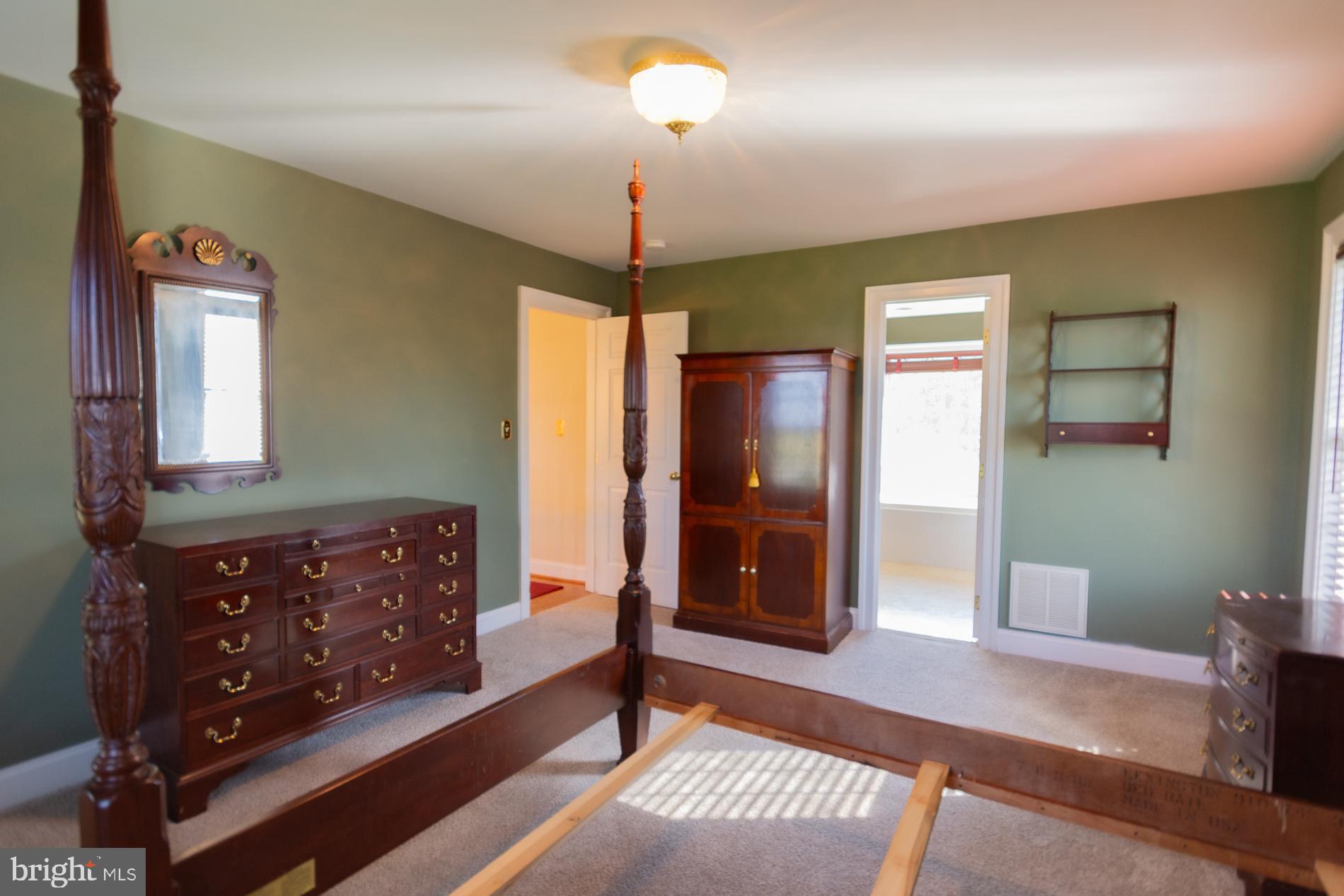 B-VILLE - Residential