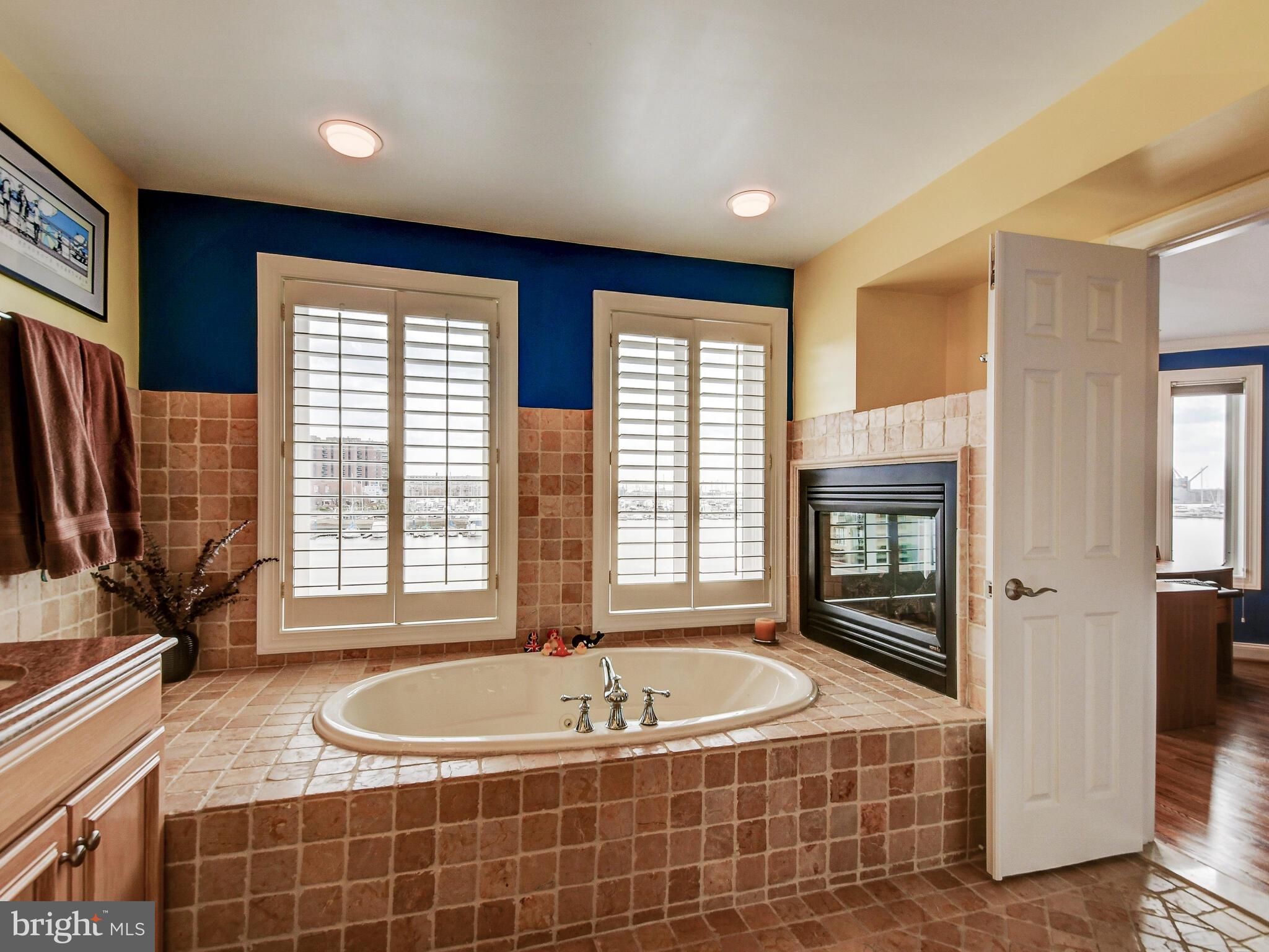 NORTH SHORE - Residential