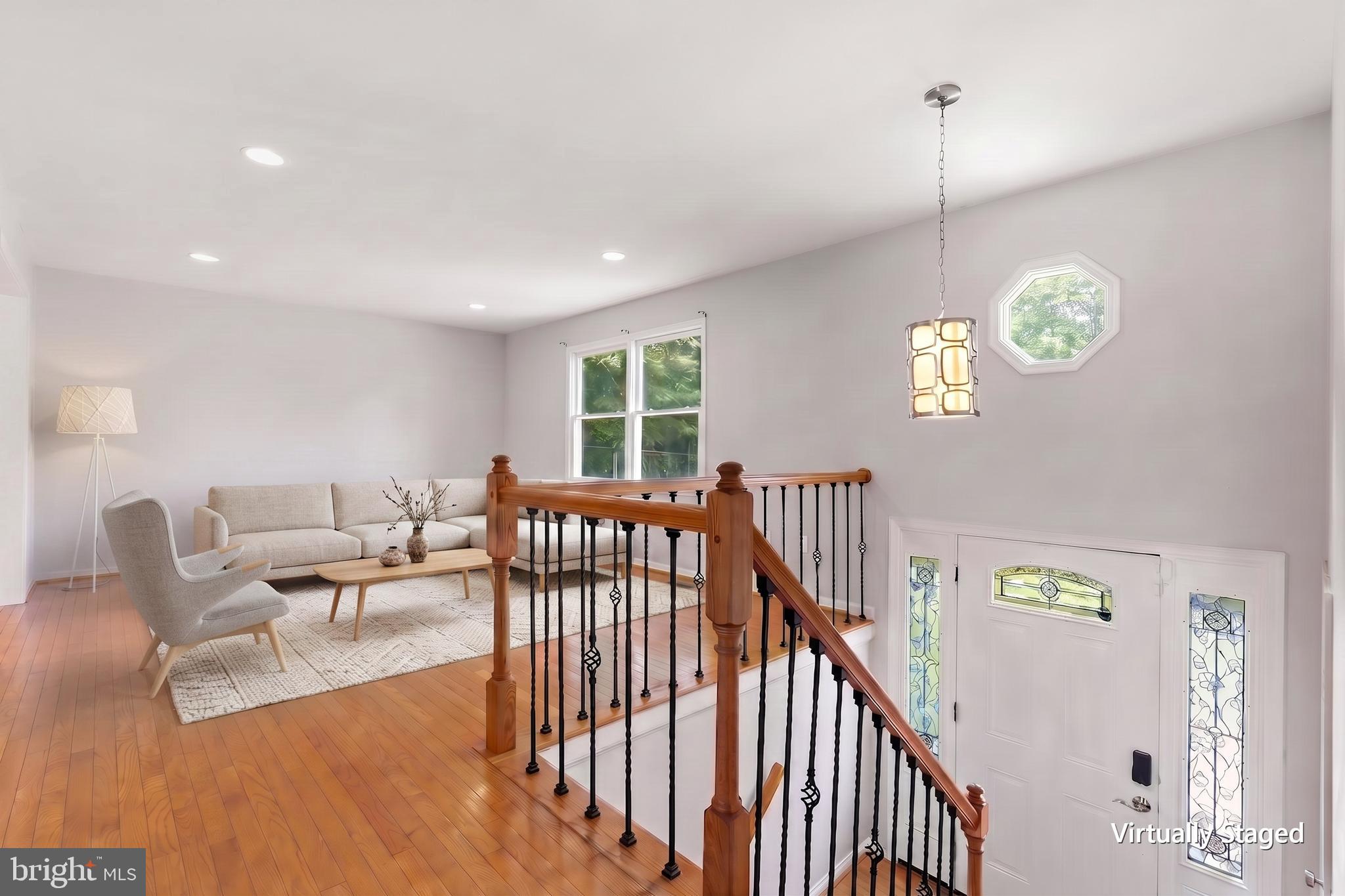 8 B VUE AVENUE