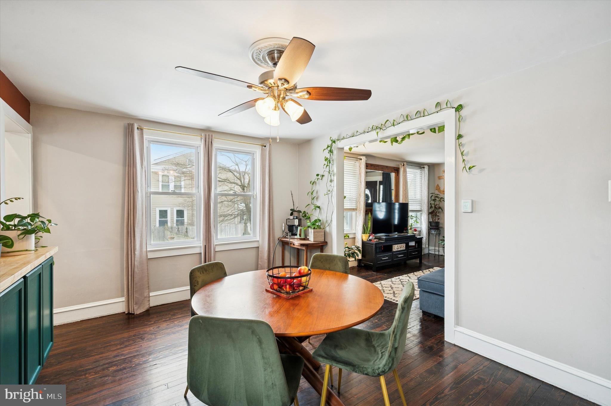 CHELTENHAM VIL - Residential