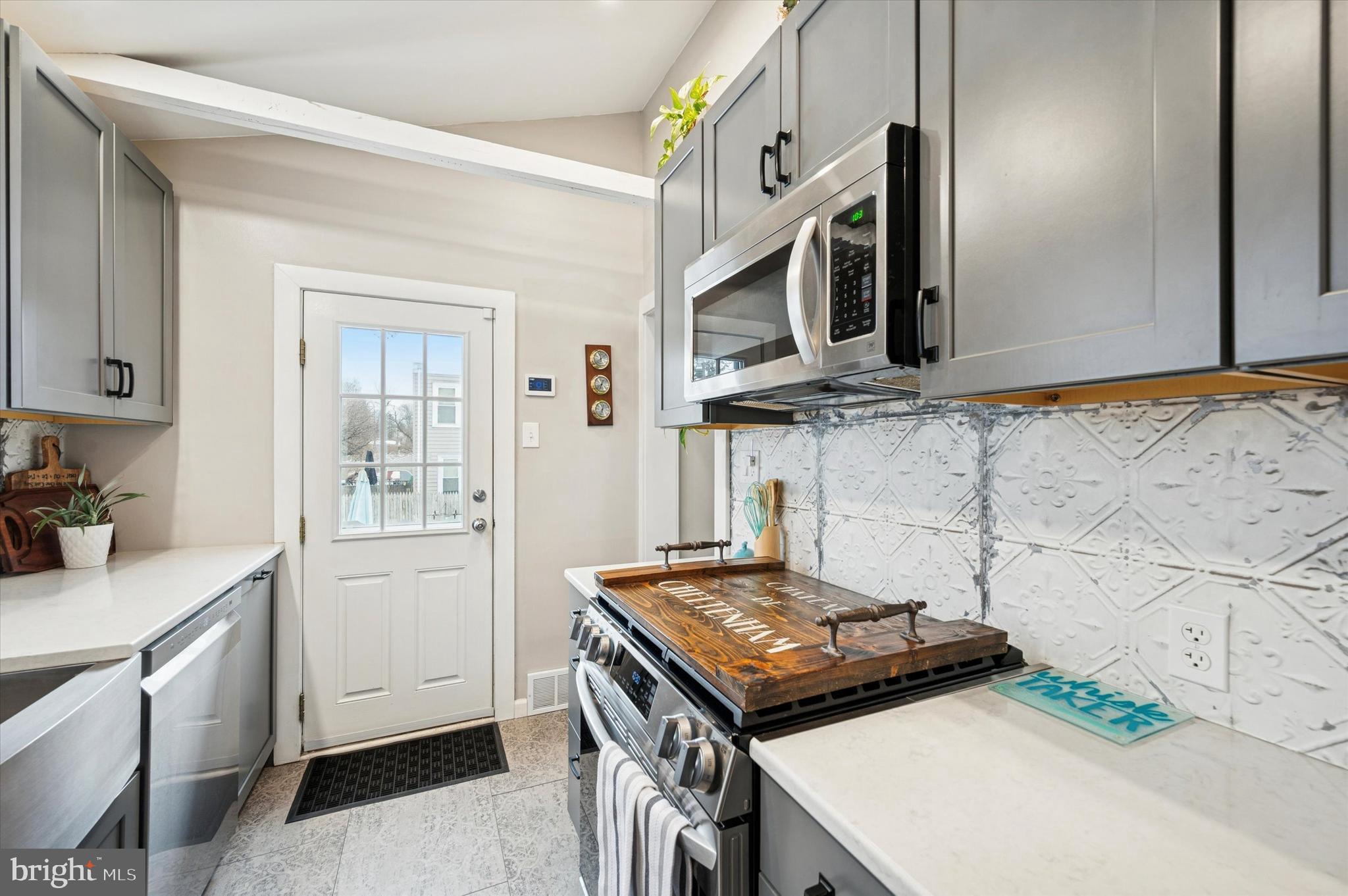 CHELTENHAM VIL - Residential