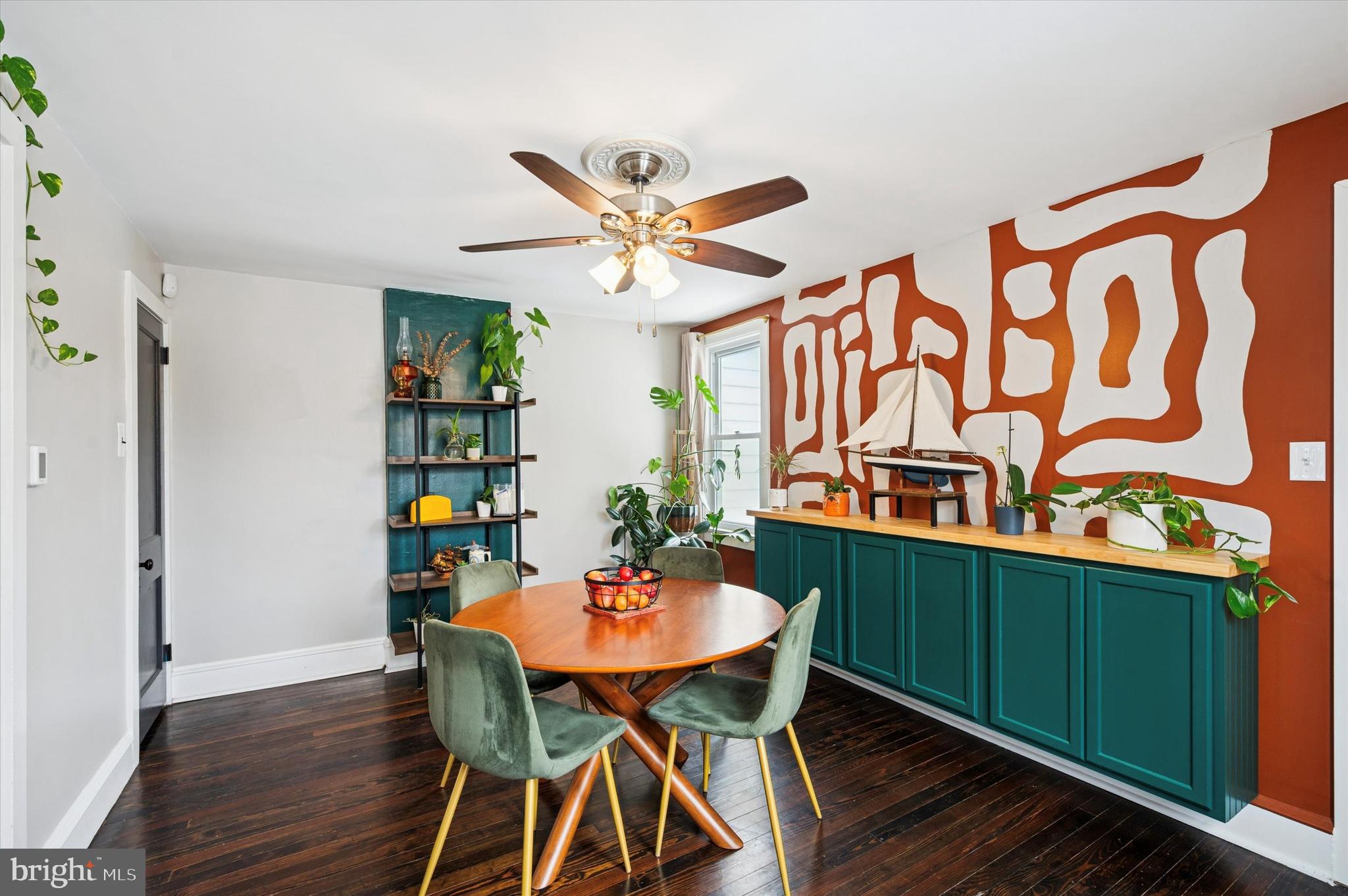 CHELTENHAM VIL - Residential