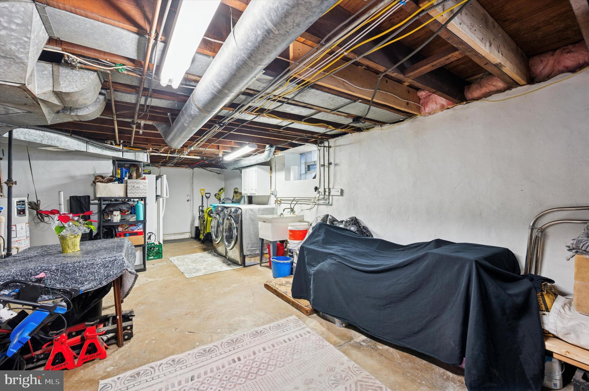 CHELTENHAM VIL - Residential