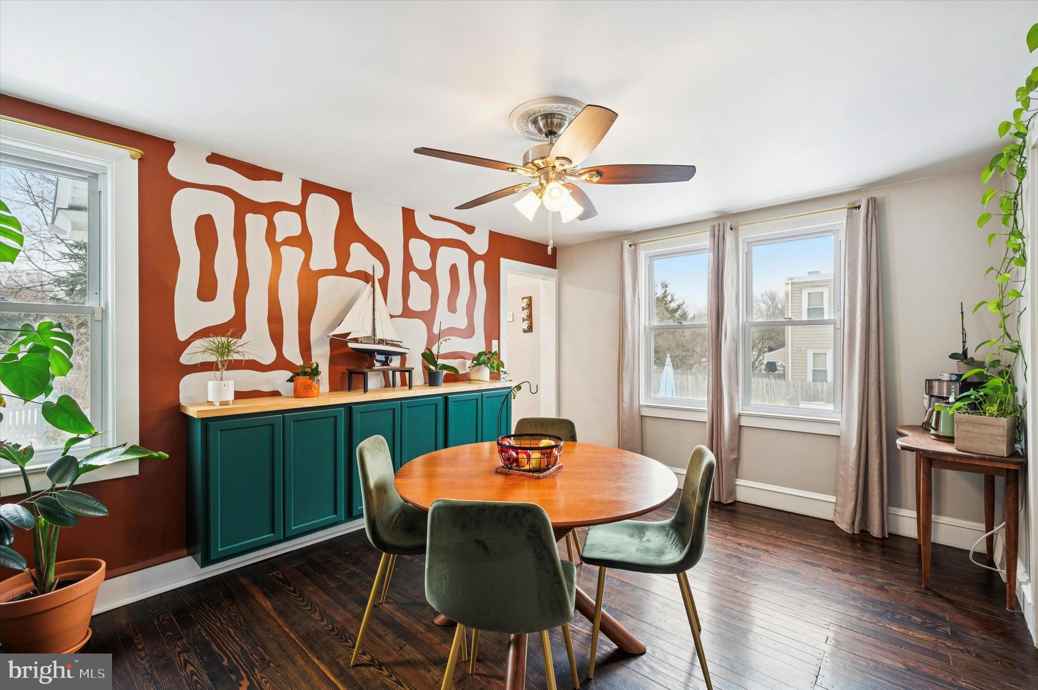 CHELTENHAM VIL - Residential