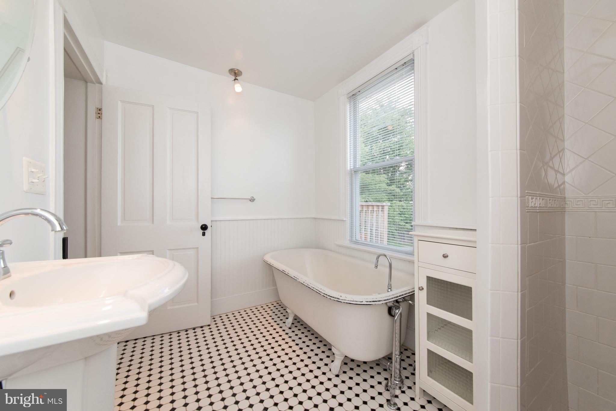 HAMPDEN HISTORIC DISTRICT - Residential