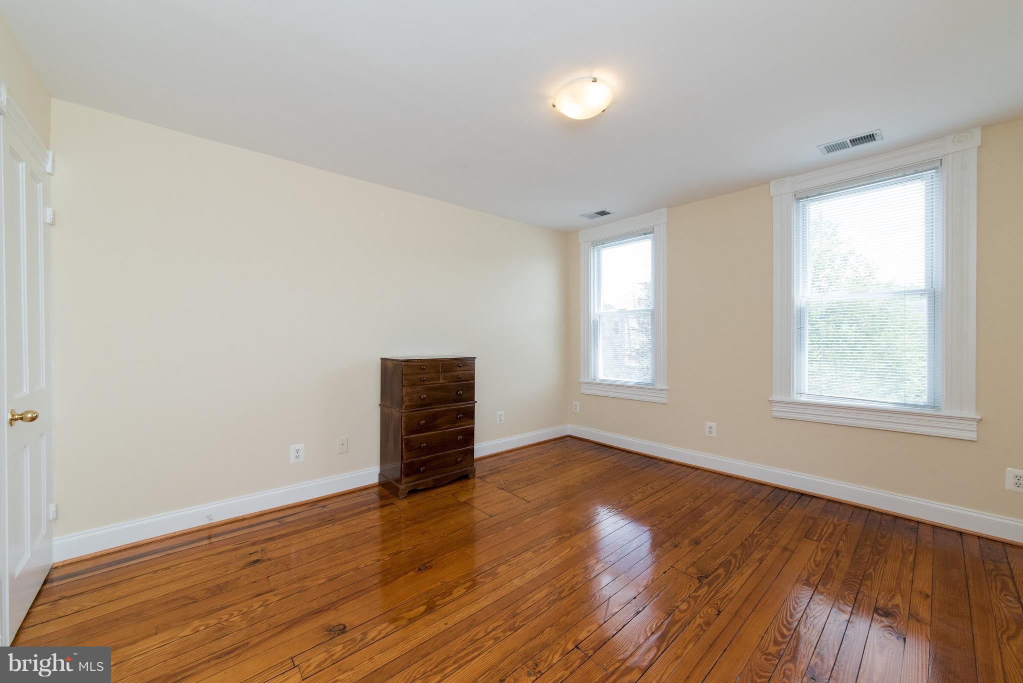 HAMPDEN HISTORIC DISTRICT - Residential