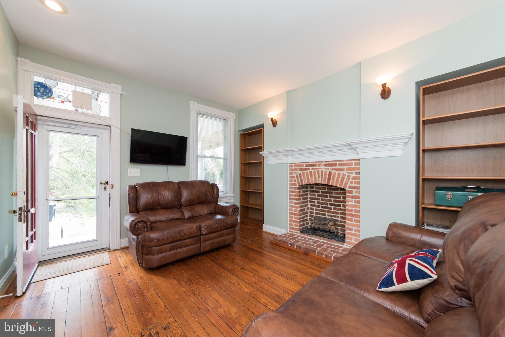 HAMPDEN HISTORIC DISTRICT - Residential