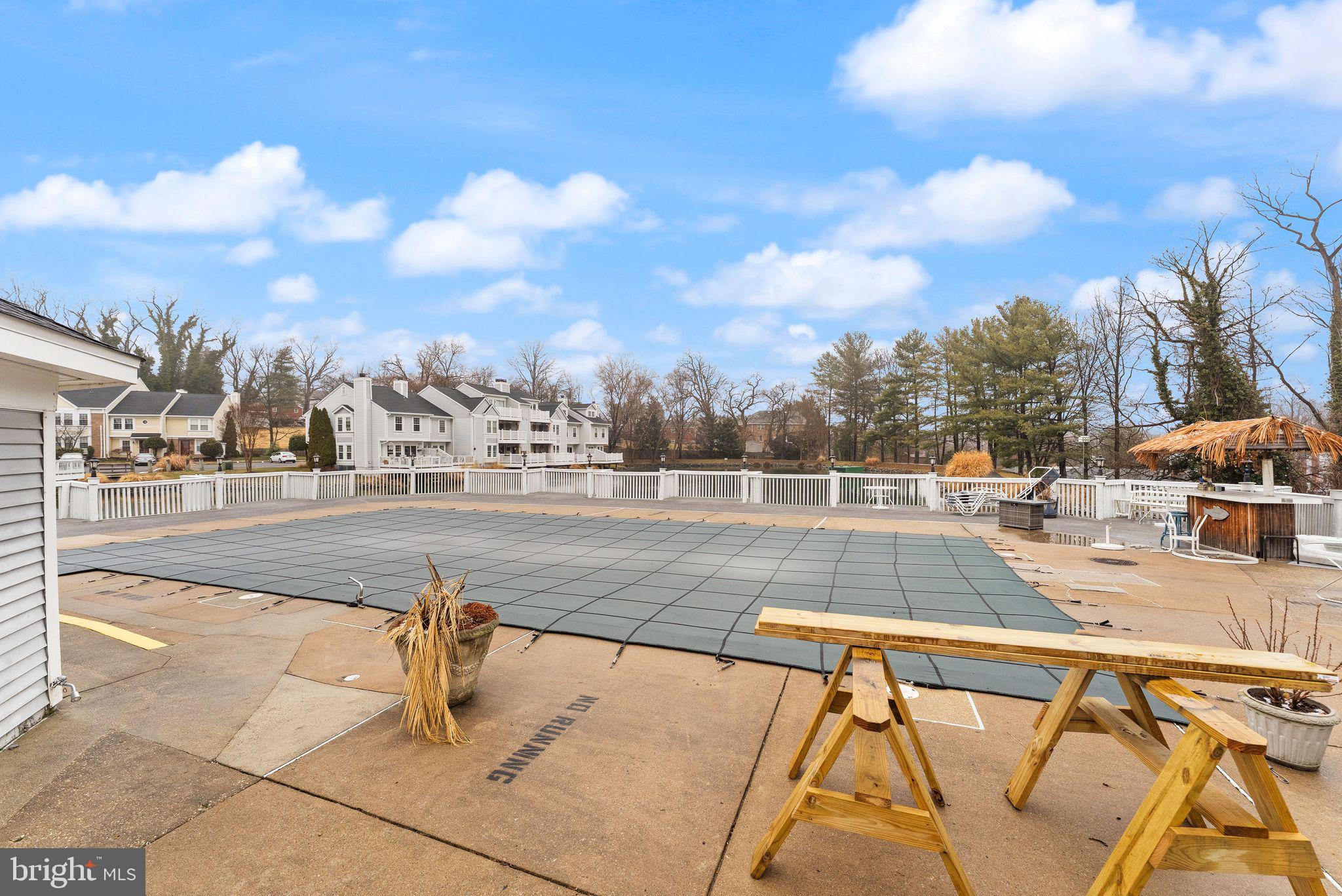 WATERS EDGE - Residential