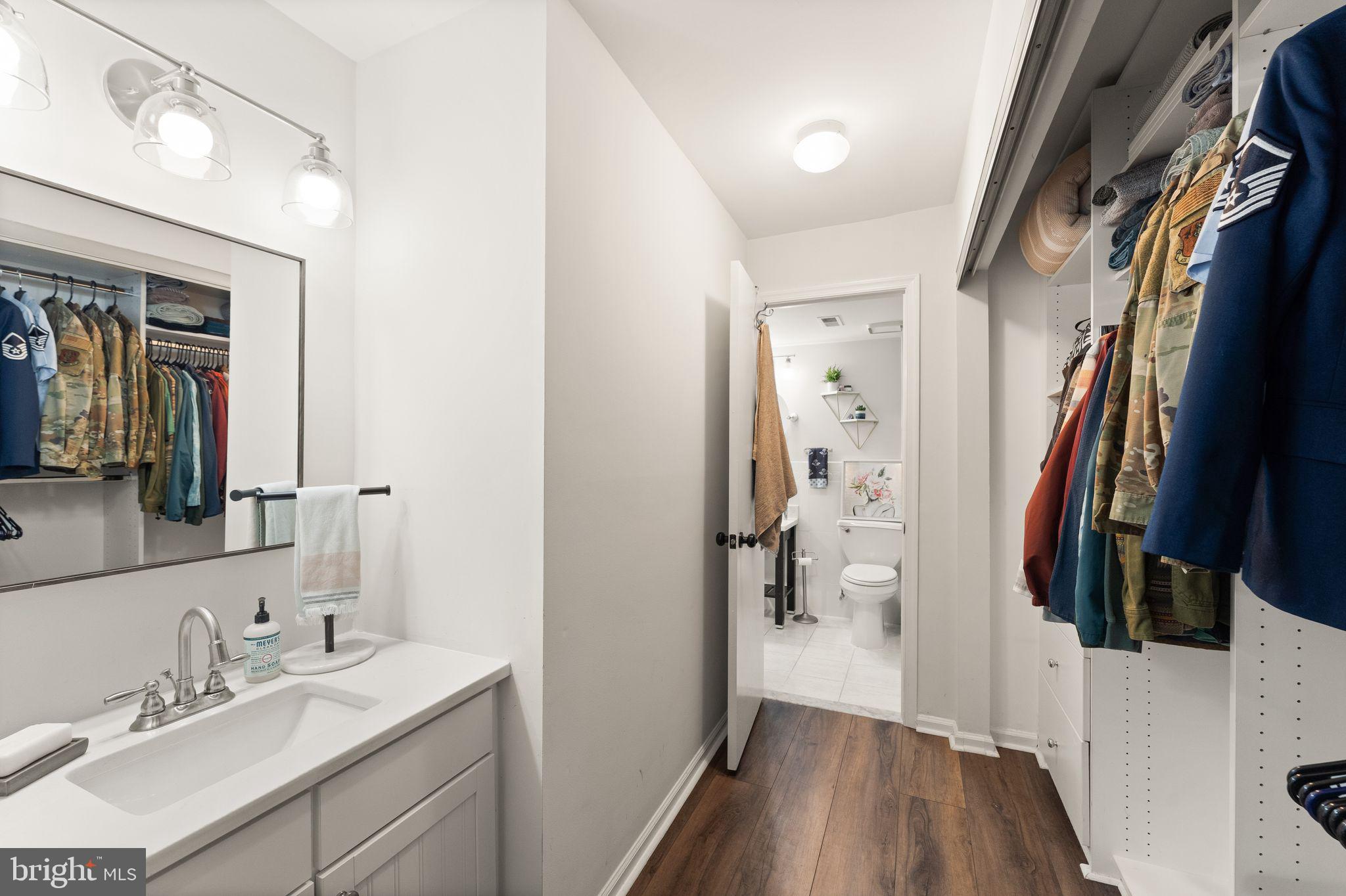 WATERS EDGE - Residential