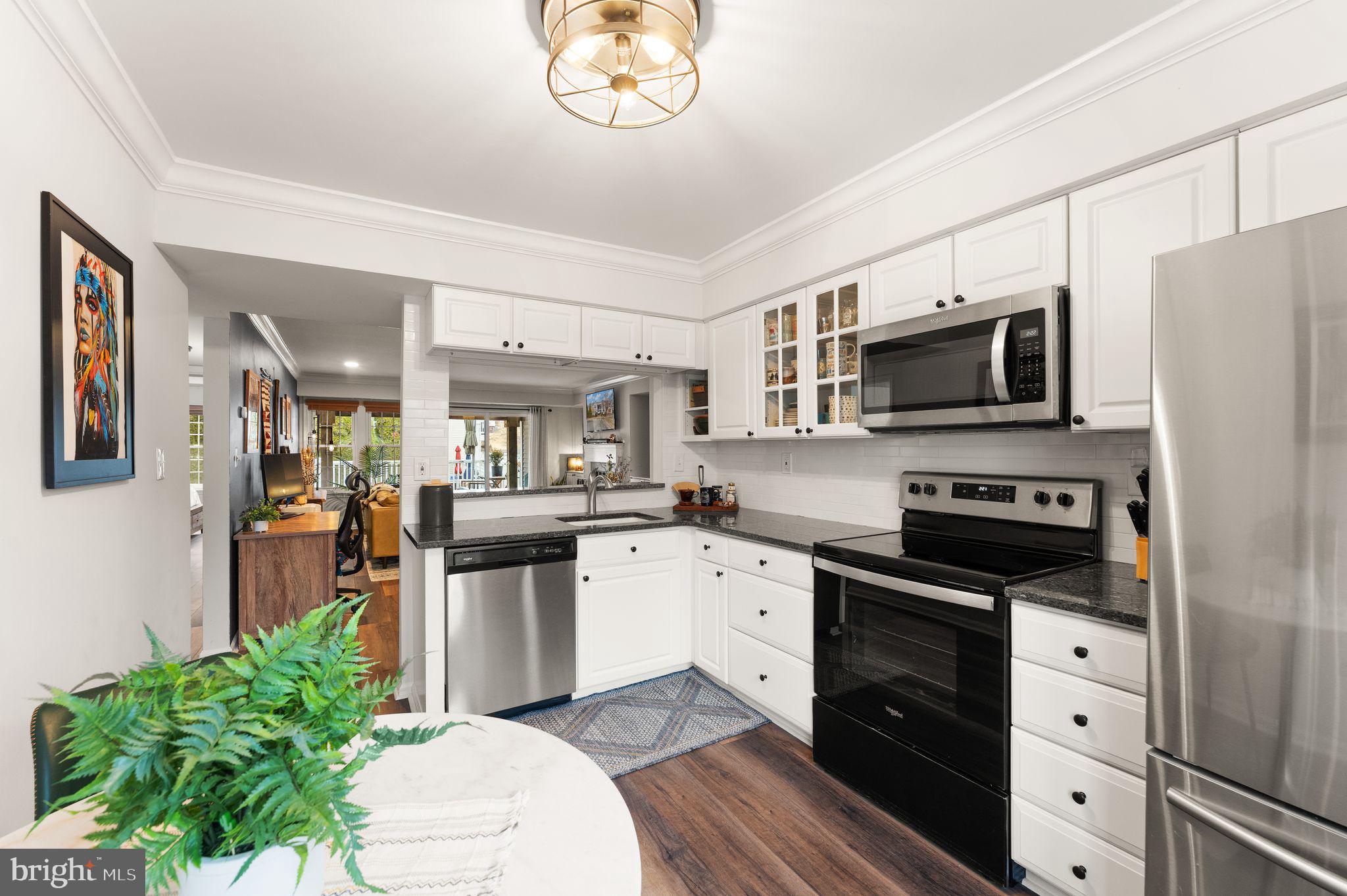 WATERS EDGE - Residential