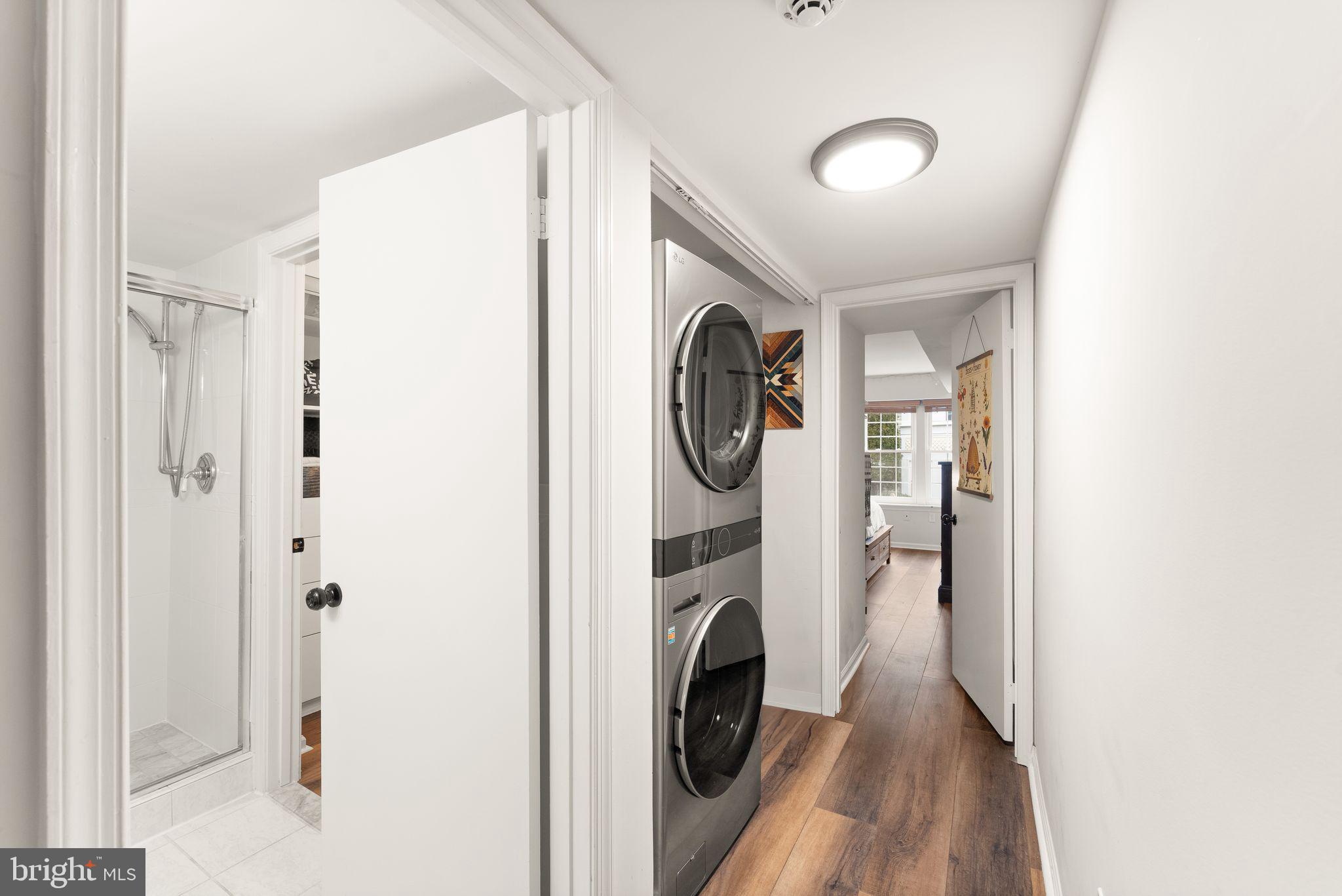 WATERS EDGE - Residential