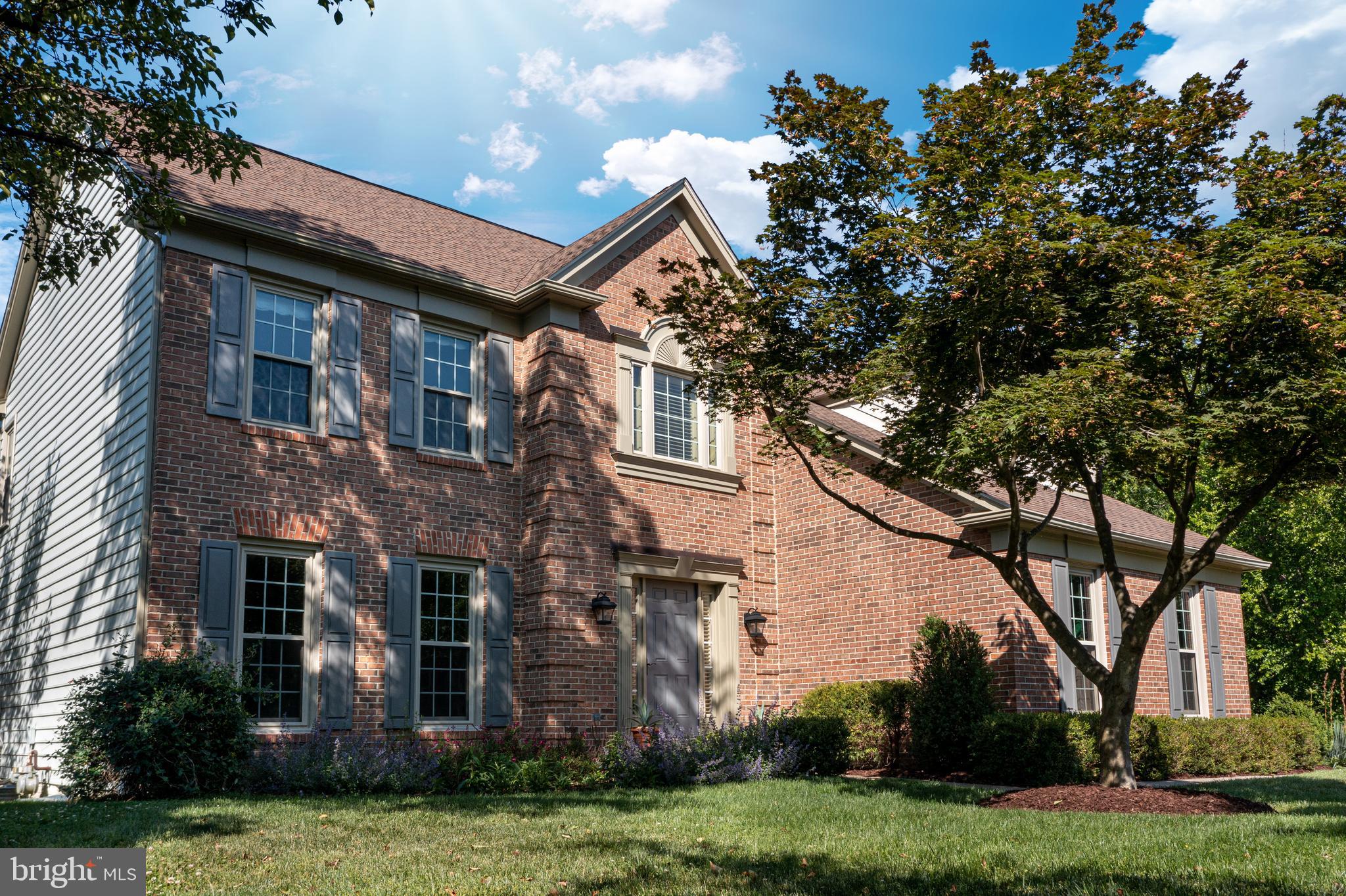 CROSSPOINTE - Residential