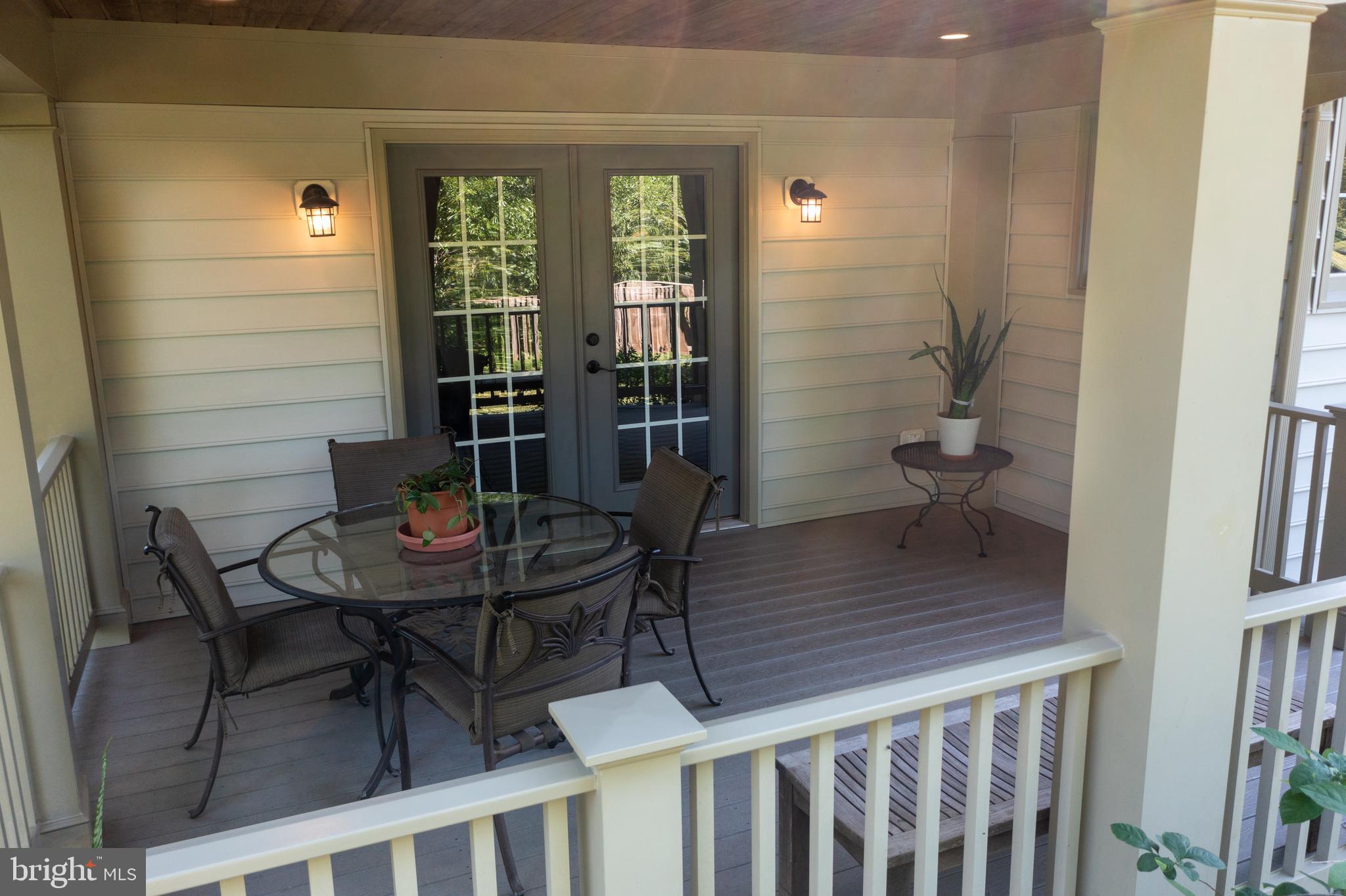 CROSSPOINTE - Residential