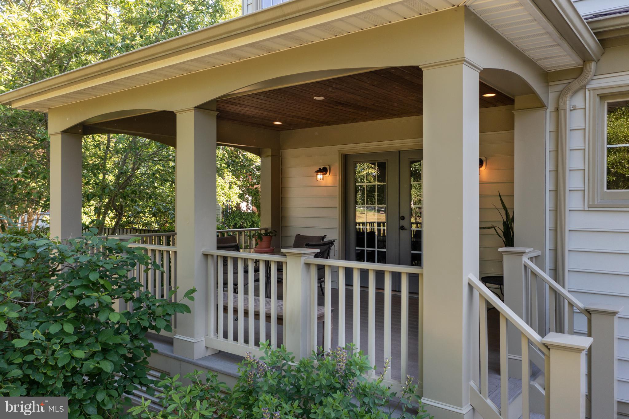 CROSSPOINTE - Residential