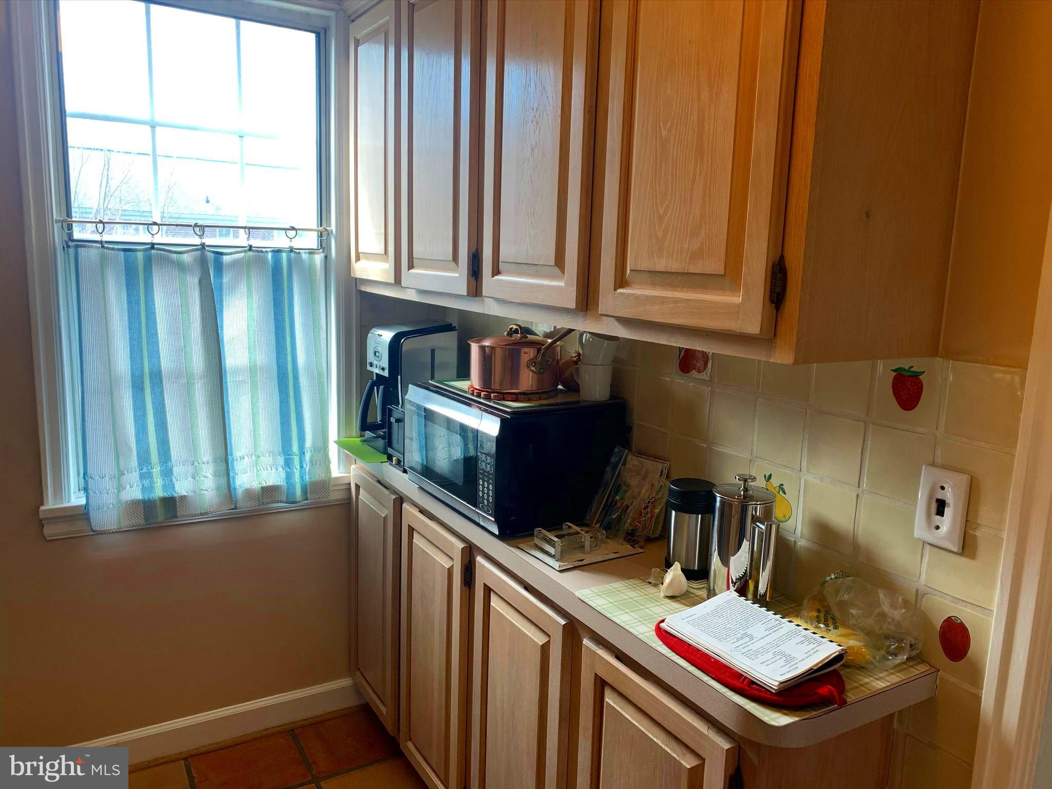 BELLE VIEW CONDOMINIUMS - Residential Lease