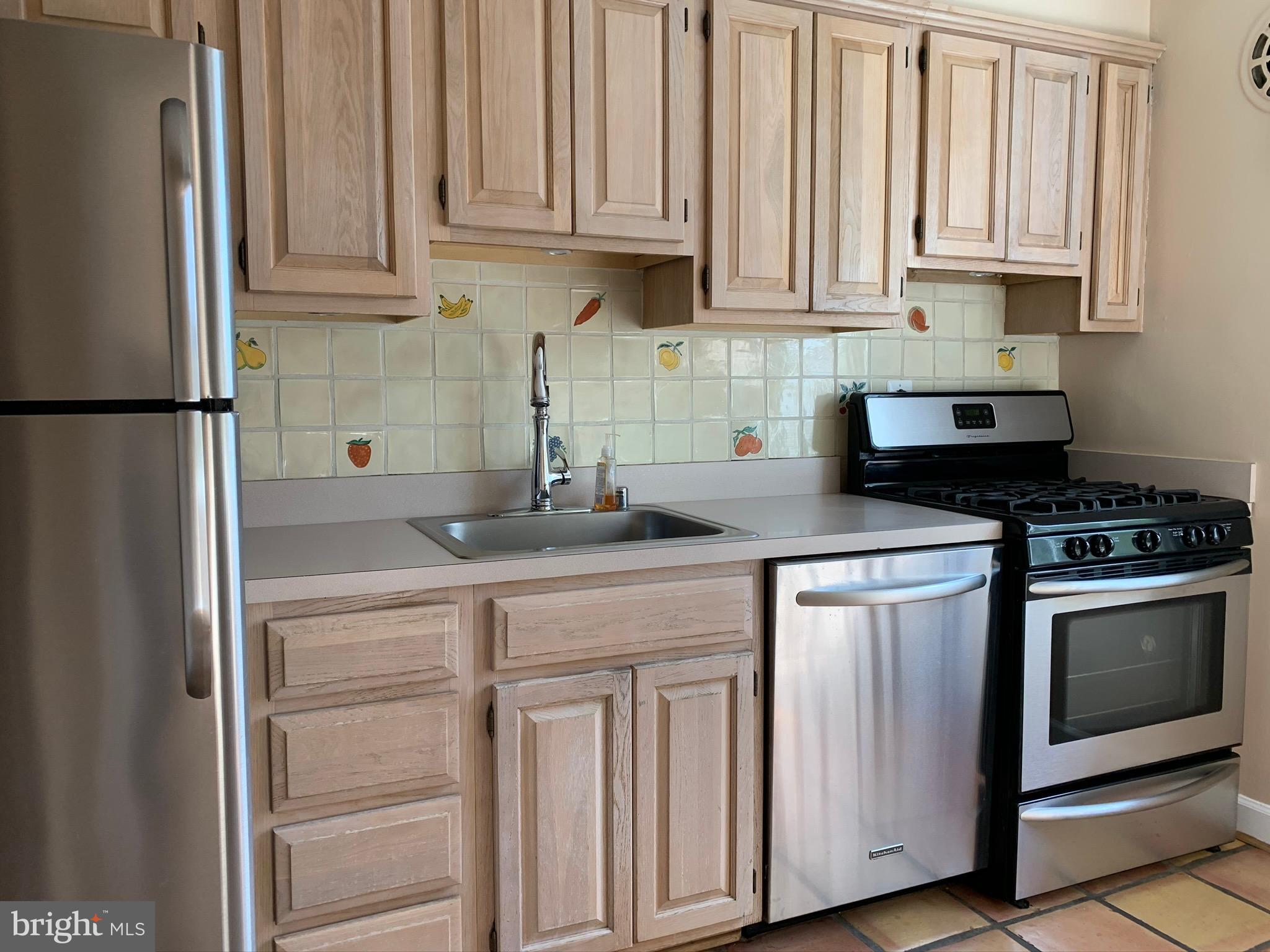 BELLE VIEW CONDOMINIUMS - Residential Lease