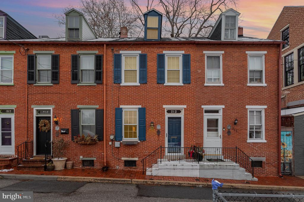 Photo of 313 W Marion Street, LANCASTER, PA 17603 (MLS # PALA2074064)