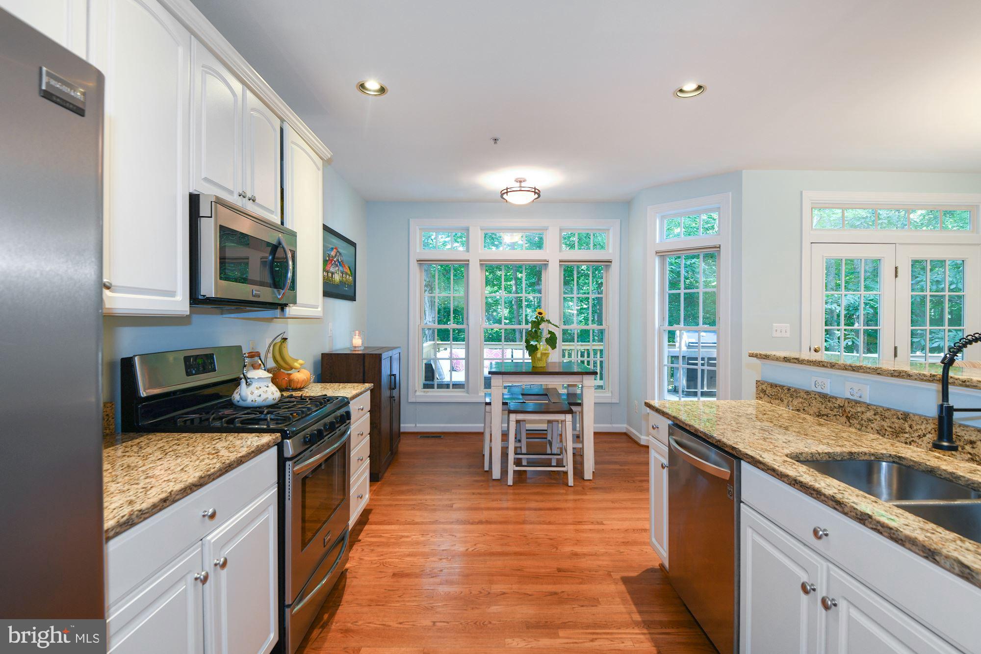 SOUTH RIVER COLONY - Residential