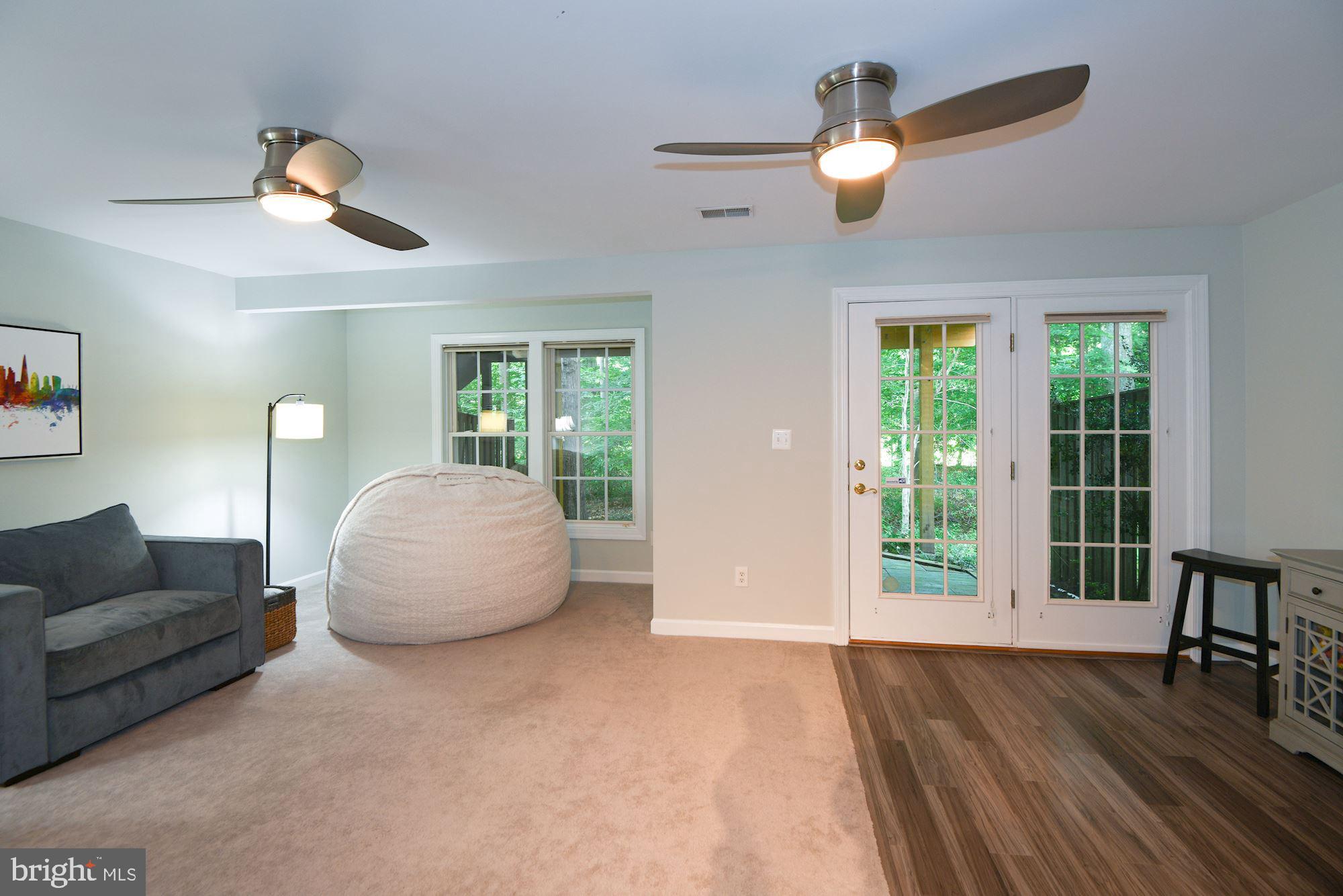 SOUTH RIVER COLONY - Residential