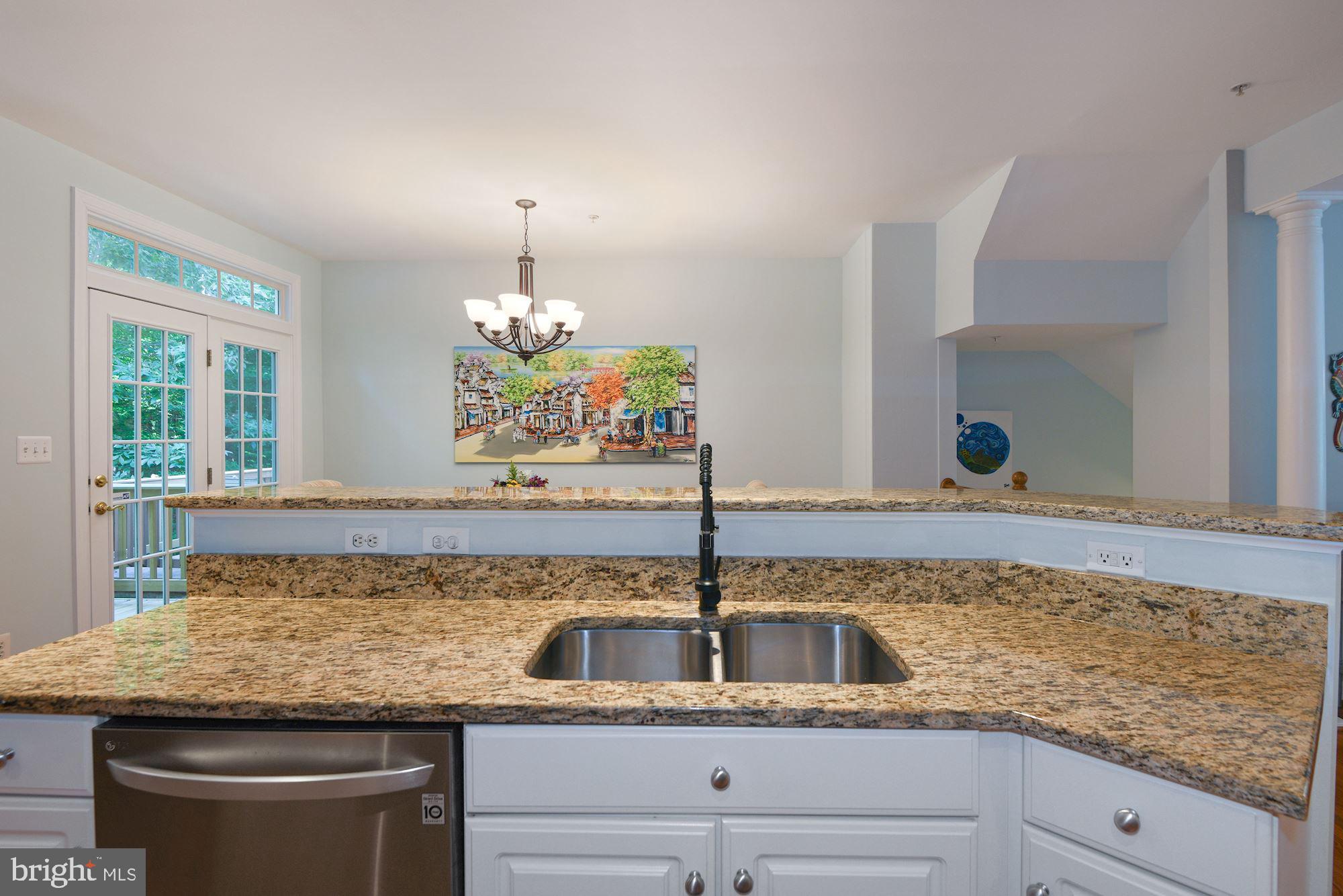 SOUTH RIVER COLONY - Residential