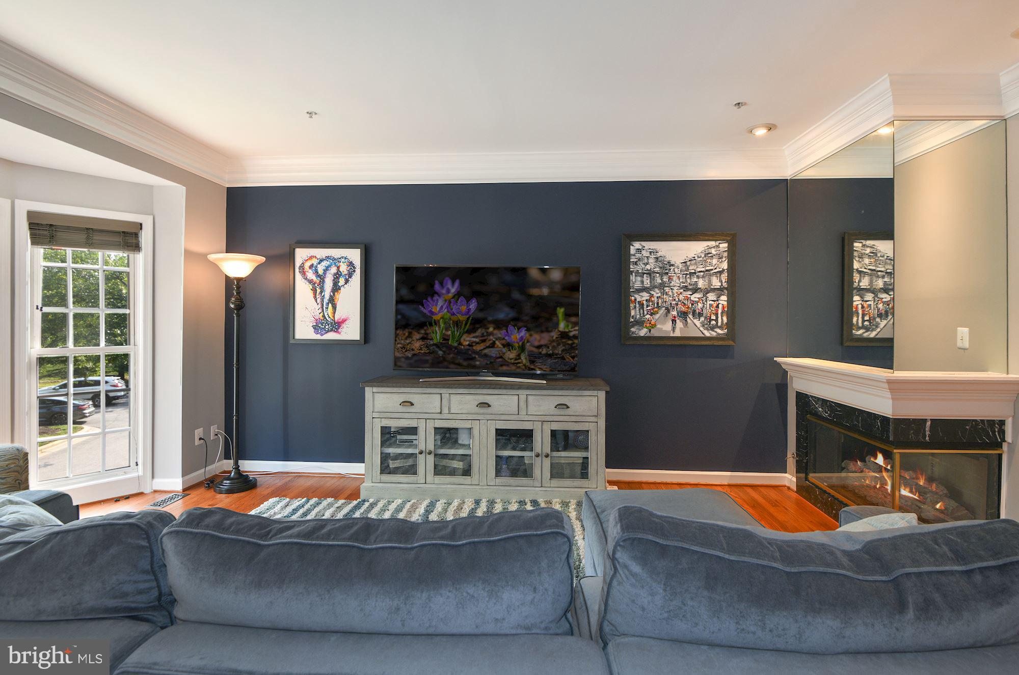 SOUTH RIVER COLONY - Residential