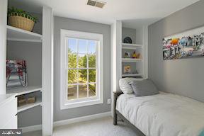 SOUTH RIVER COLONY - Residential