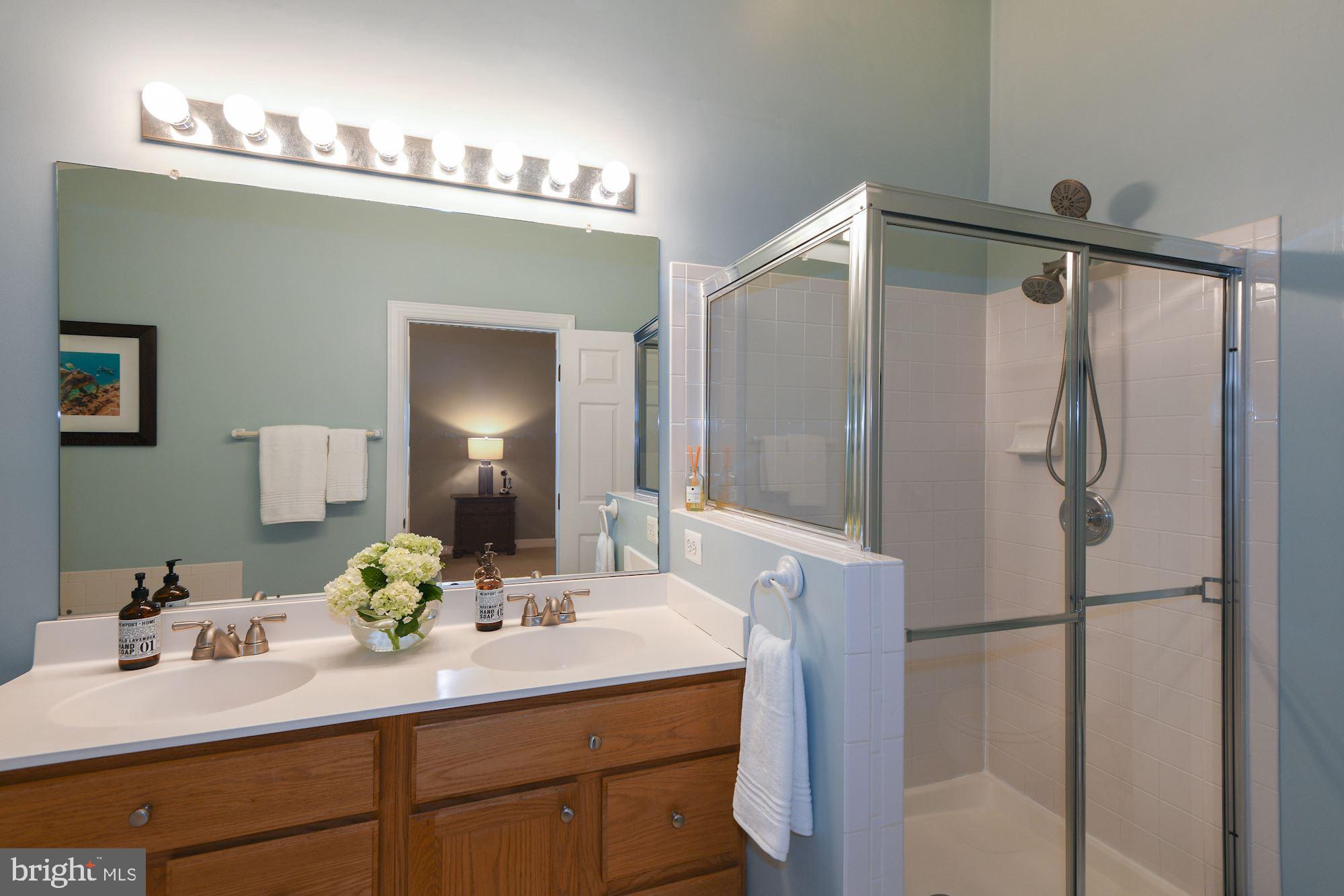 SOUTH RIVER COLONY - Residential