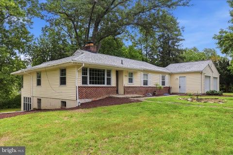 Photo of 9631 Hawick Lane, KENSINGTON, MD 20895 (MLS # MDMC2241866)