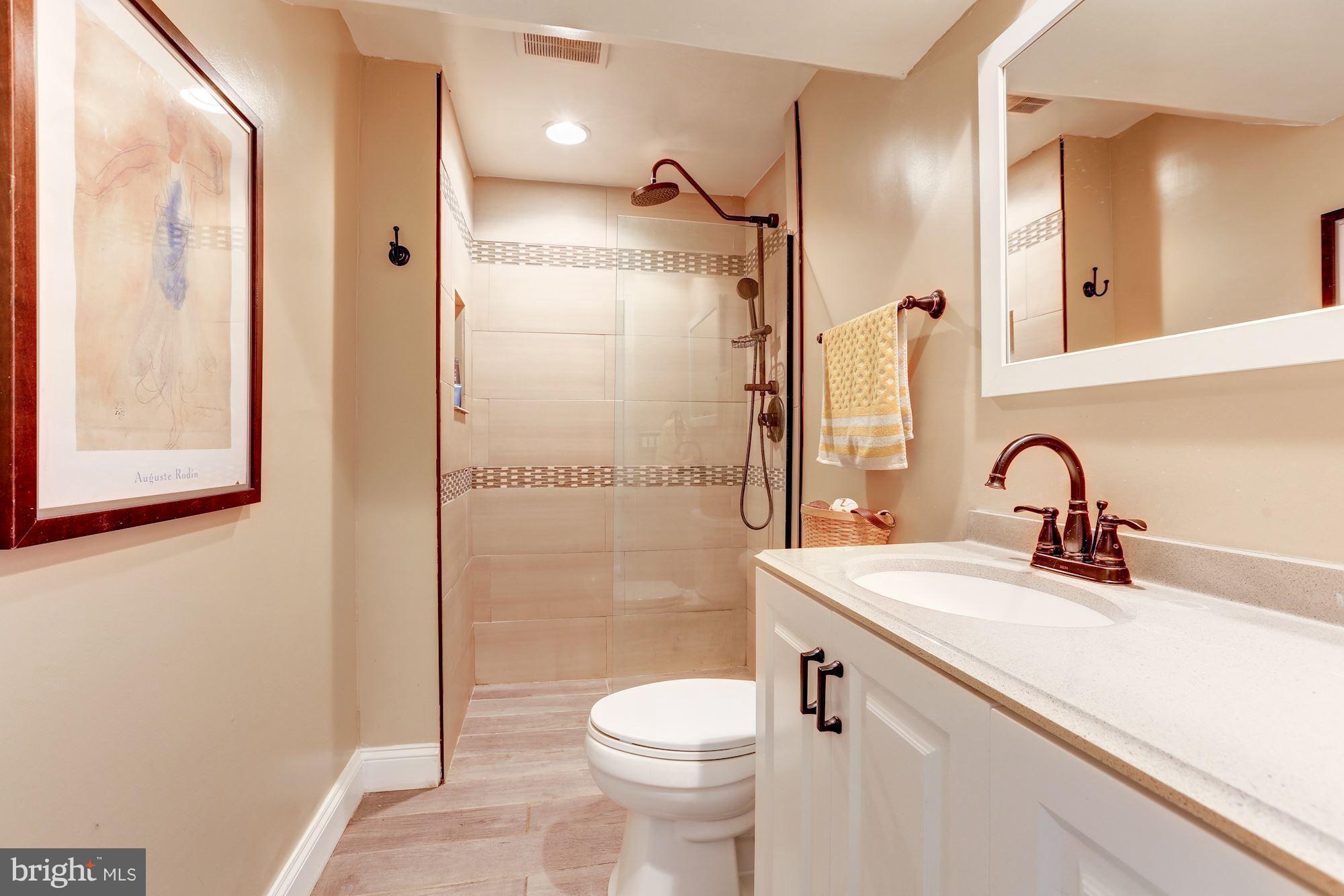 GUNNERS LAKE VILLAGE - Residential