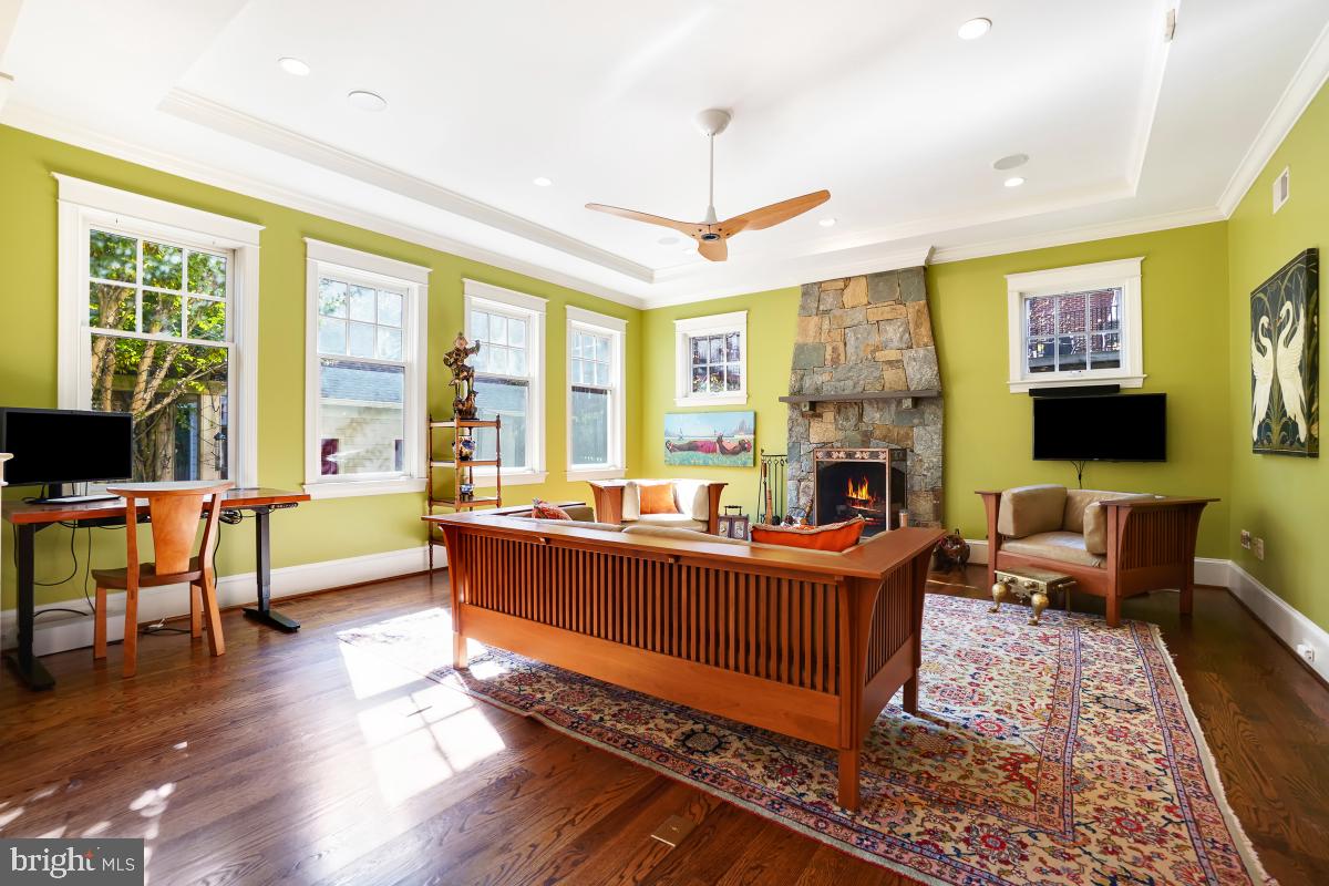 GLENBROOK VILLAGE - Residential