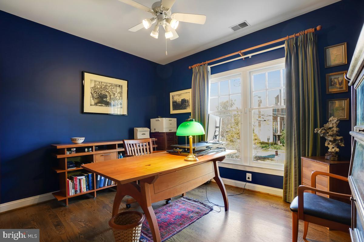 GLENBROOK VILLAGE - Residential