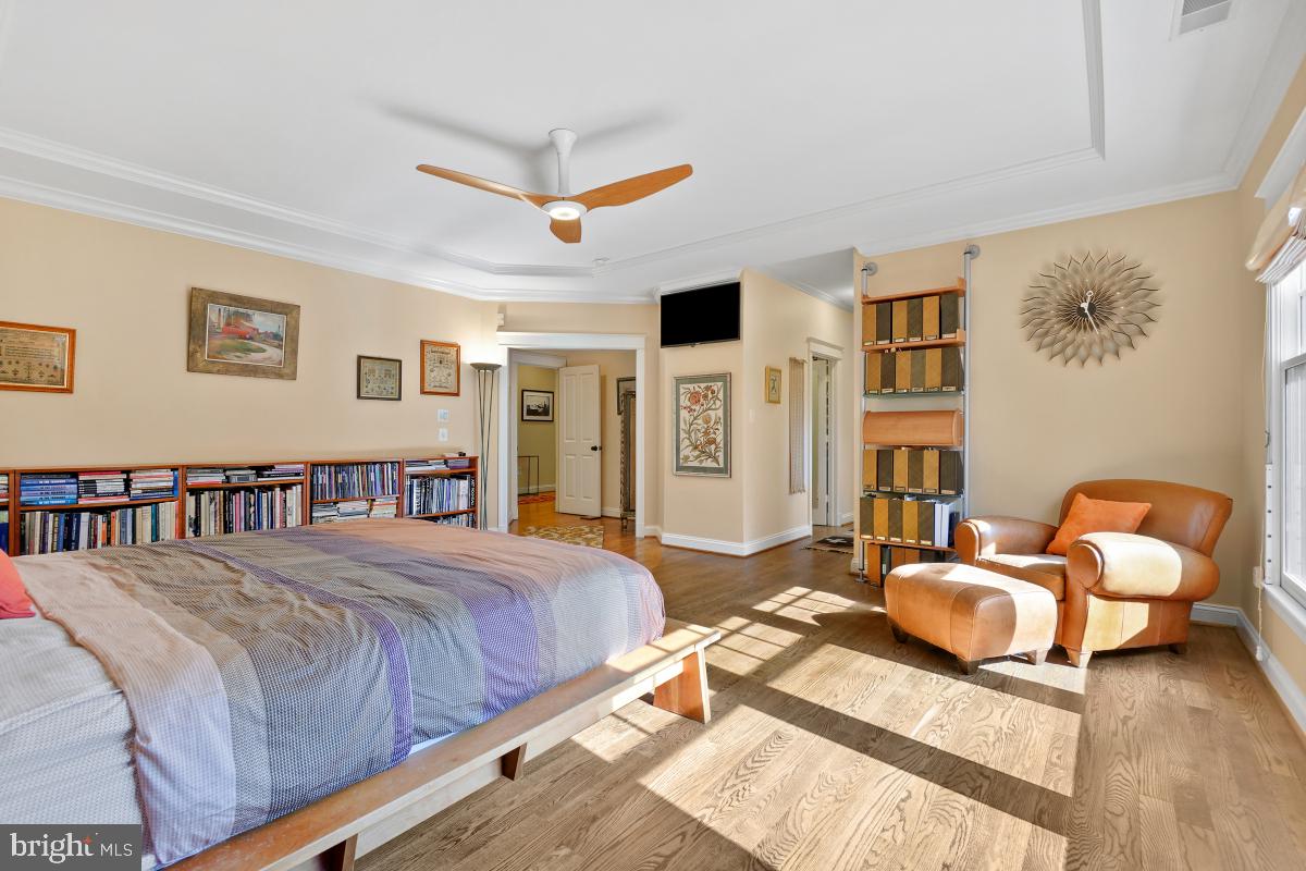 GLENBROOK VILLAGE - Residential