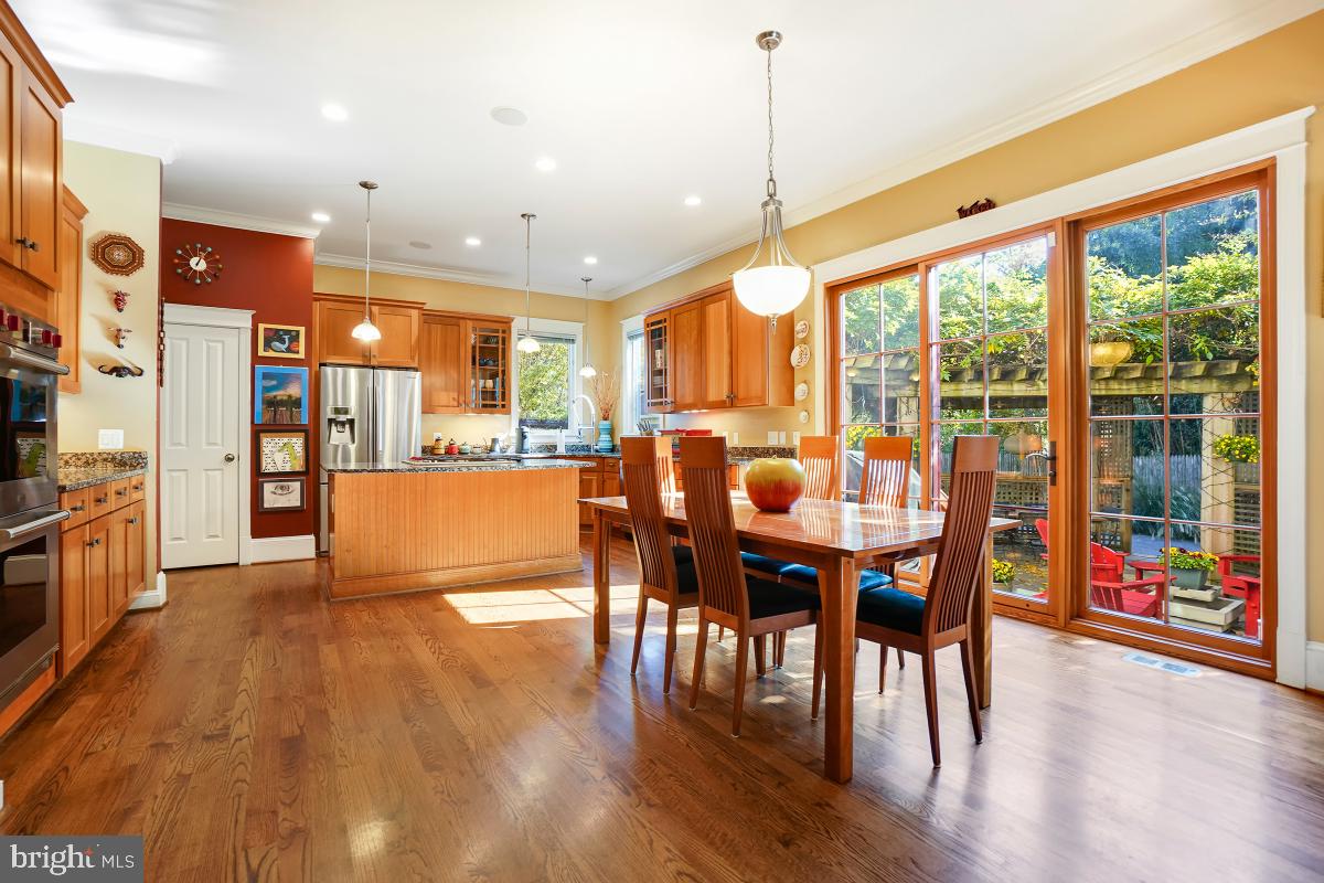 GLENBROOK VILLAGE - Residential